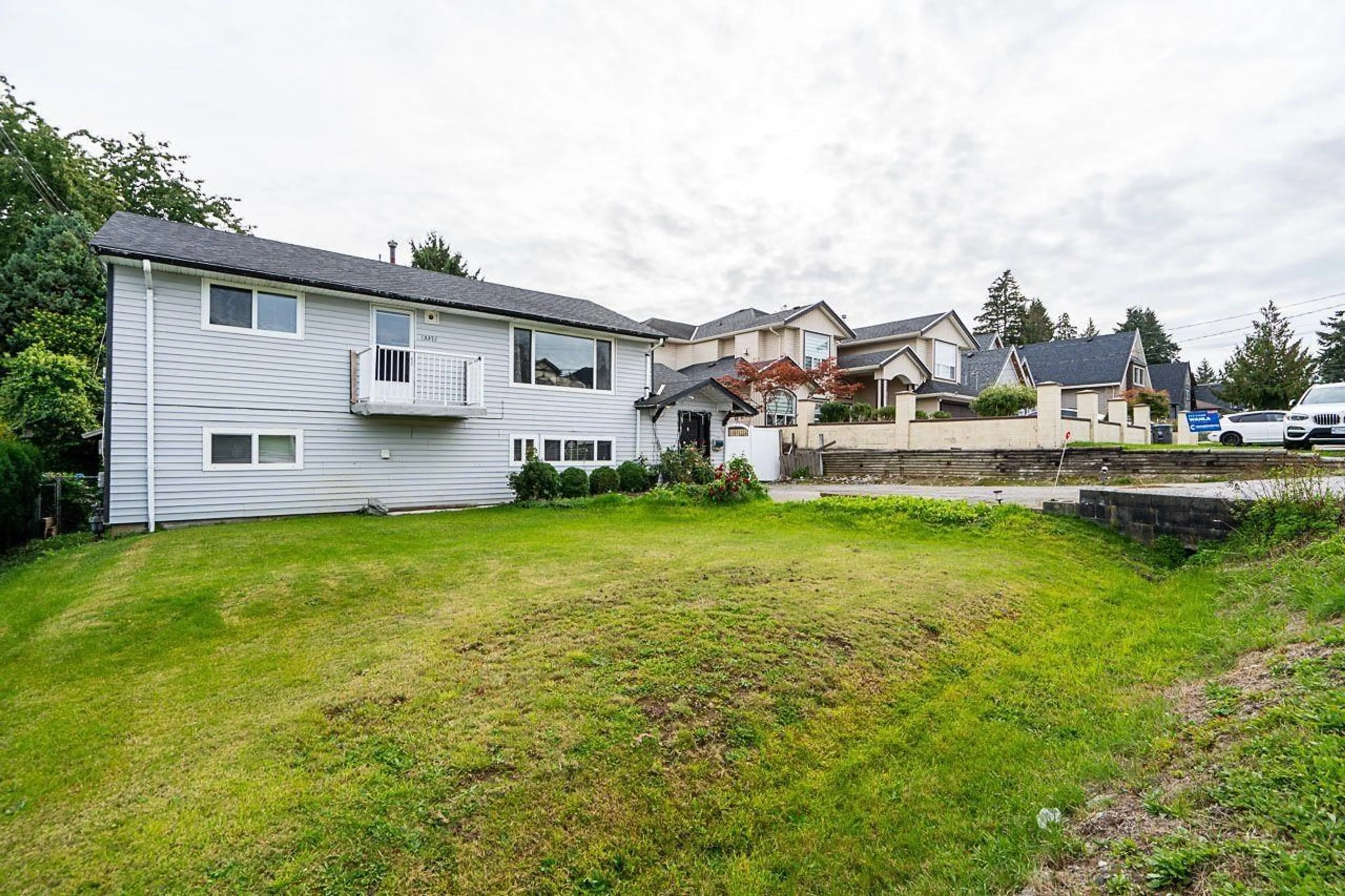 A pic from outside/outdoor area/front of a property/back of a property/a pic from drone, mountain view for 13376 89A, Surrey British Columbia V3V1B3