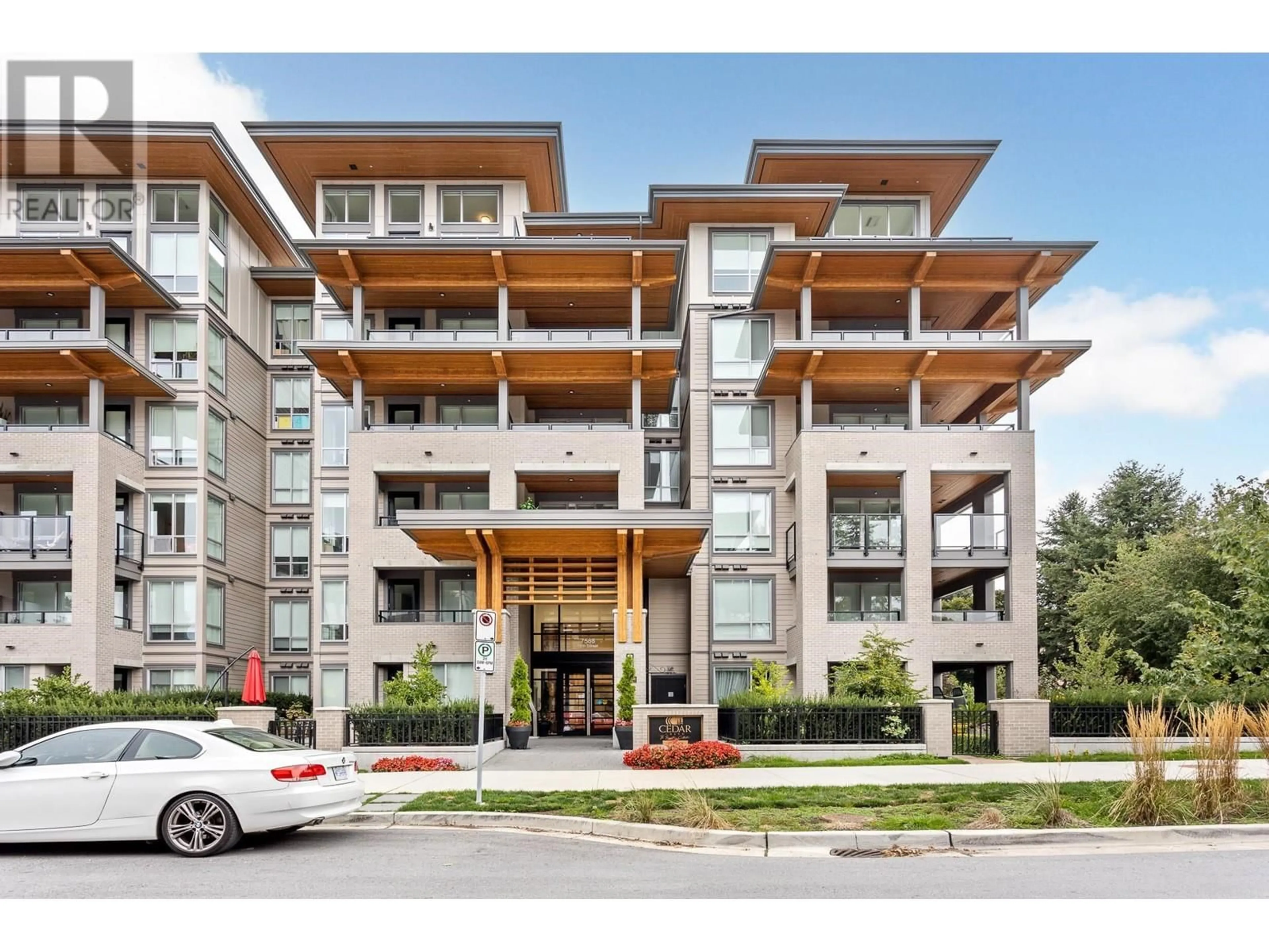 A pic from exterior of the house or condo, the front or back of building for 119 7588 16TH STREET, Burnaby British Columbia V3N0H8