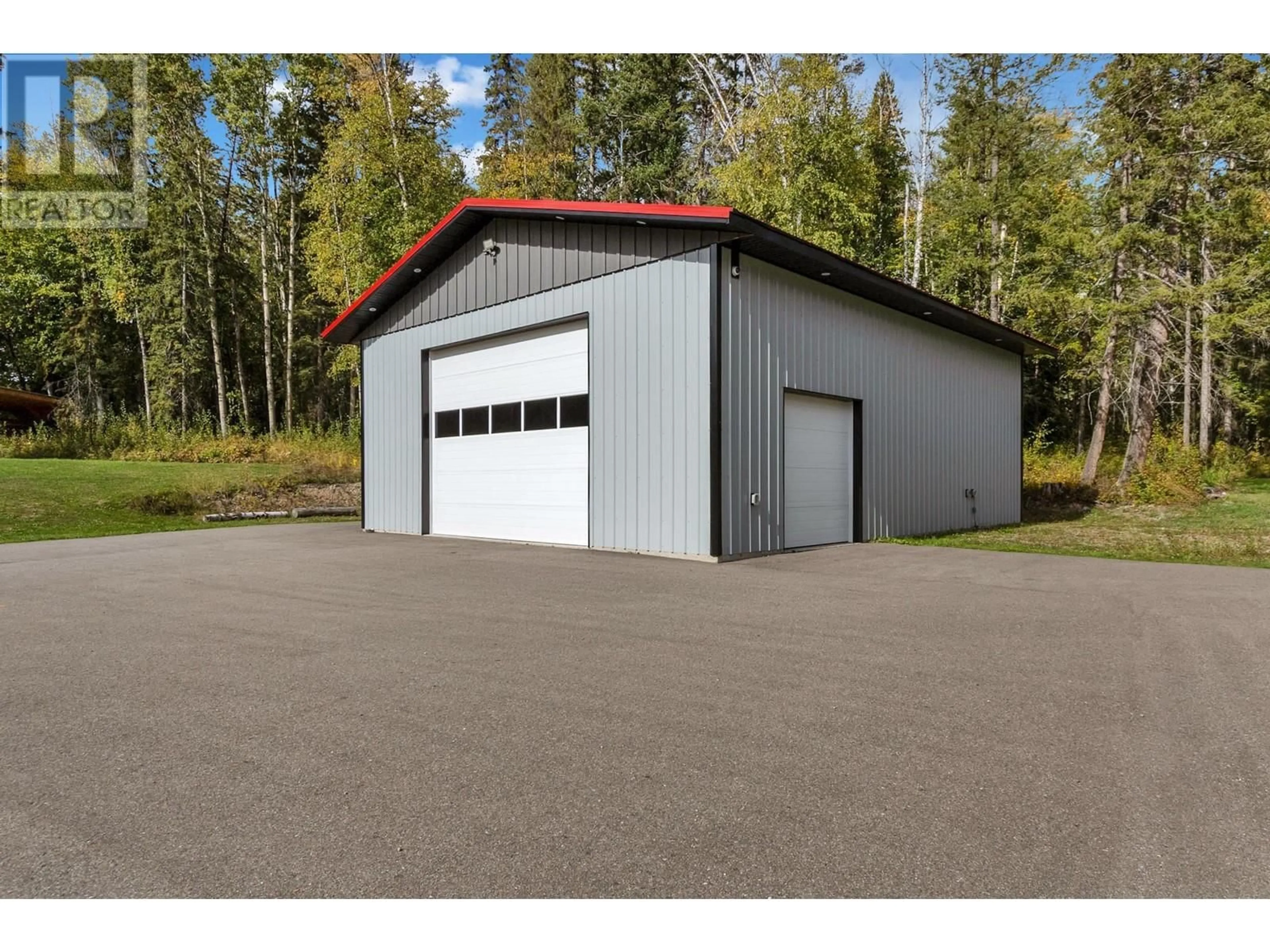 Indoor garage, cement floor for 1729 HOFERKAMP ROAD, Prince George British Columbia V2K5P7