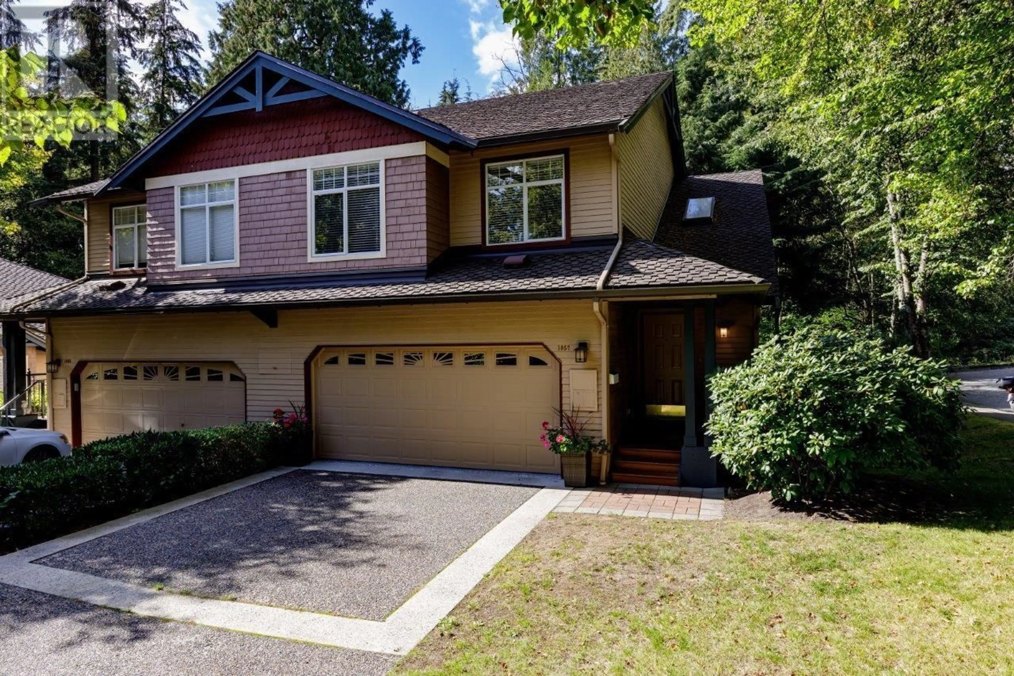 A pic from exterior of the house or condo, cottage for 1057 STRATHAVEN DRIVE, North Vancouver British Columbia V7H2L5