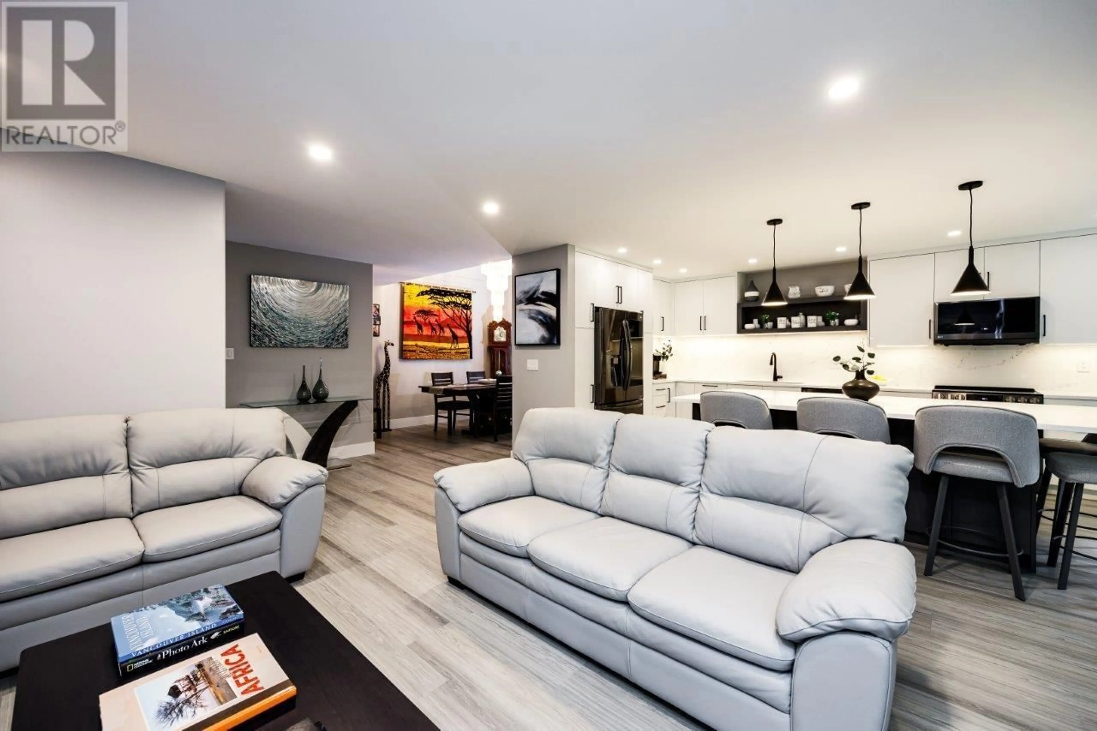 Living room, wood floors for 1057 STRATHAVEN DRIVE, North Vancouver British Columbia V7H2L5