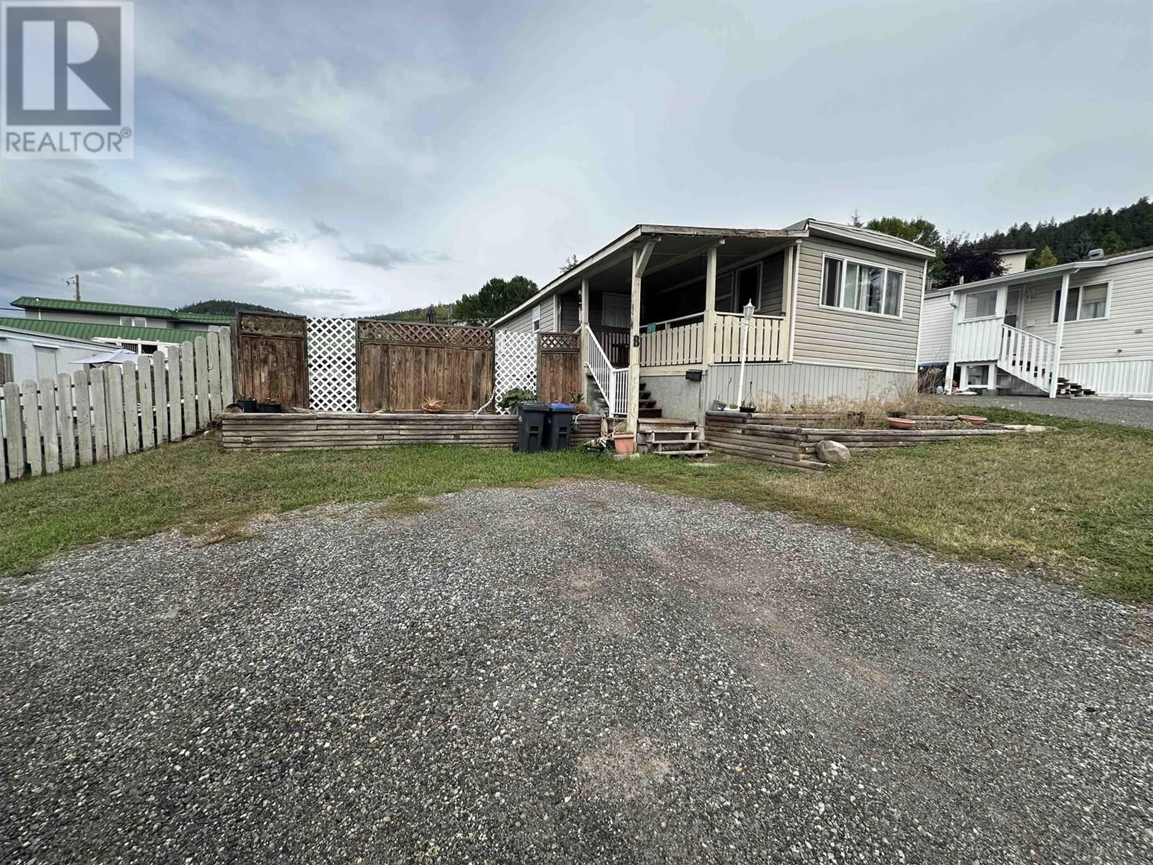 Outside view for 302 N BROADWAY AVENUE, Williams Lake British Columbia V2G2Y7