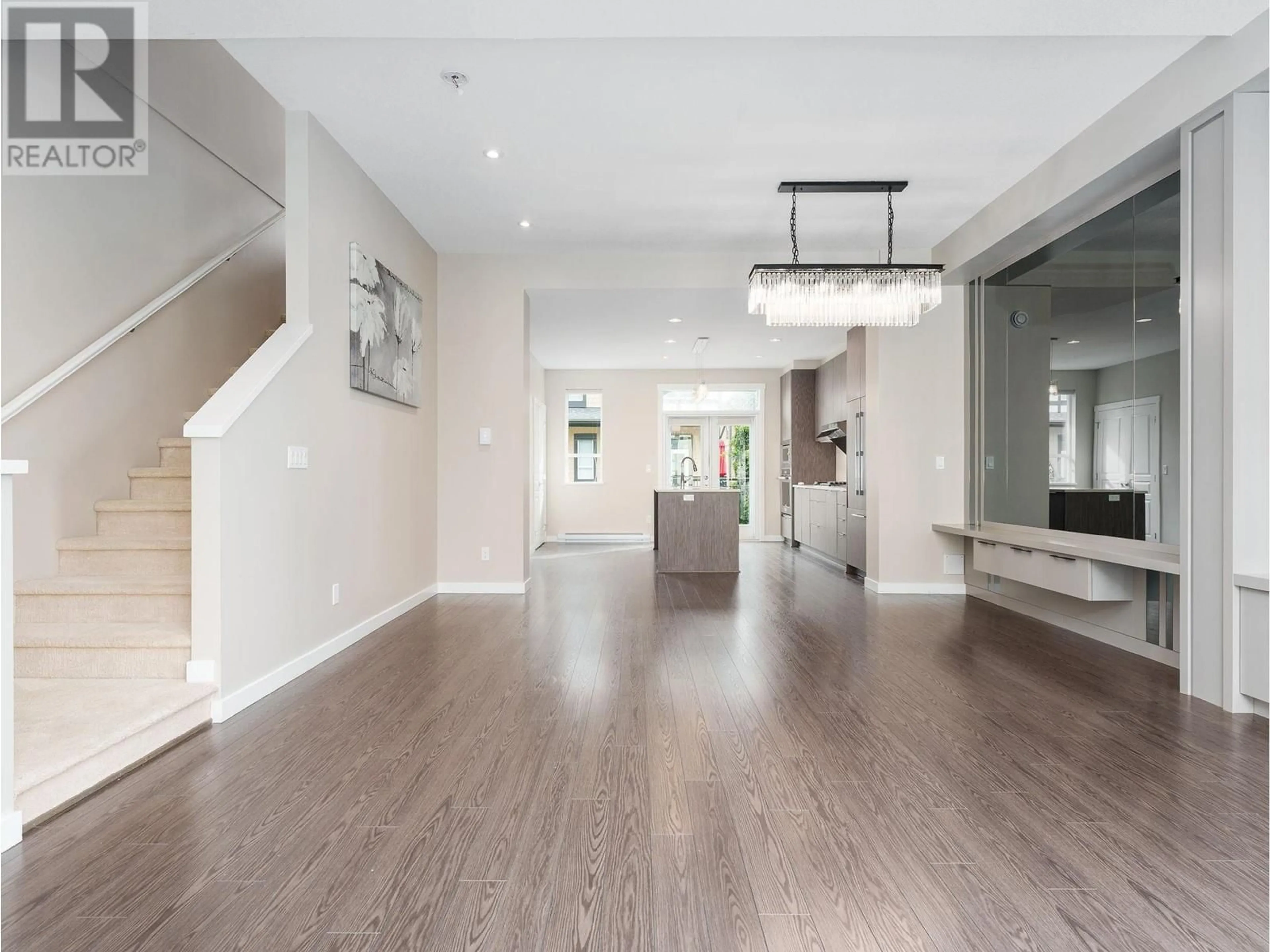 Indoor entryway, wood floors for 23 10388 NO. 2 ROAD, Richmond British Columbia V7E0B9