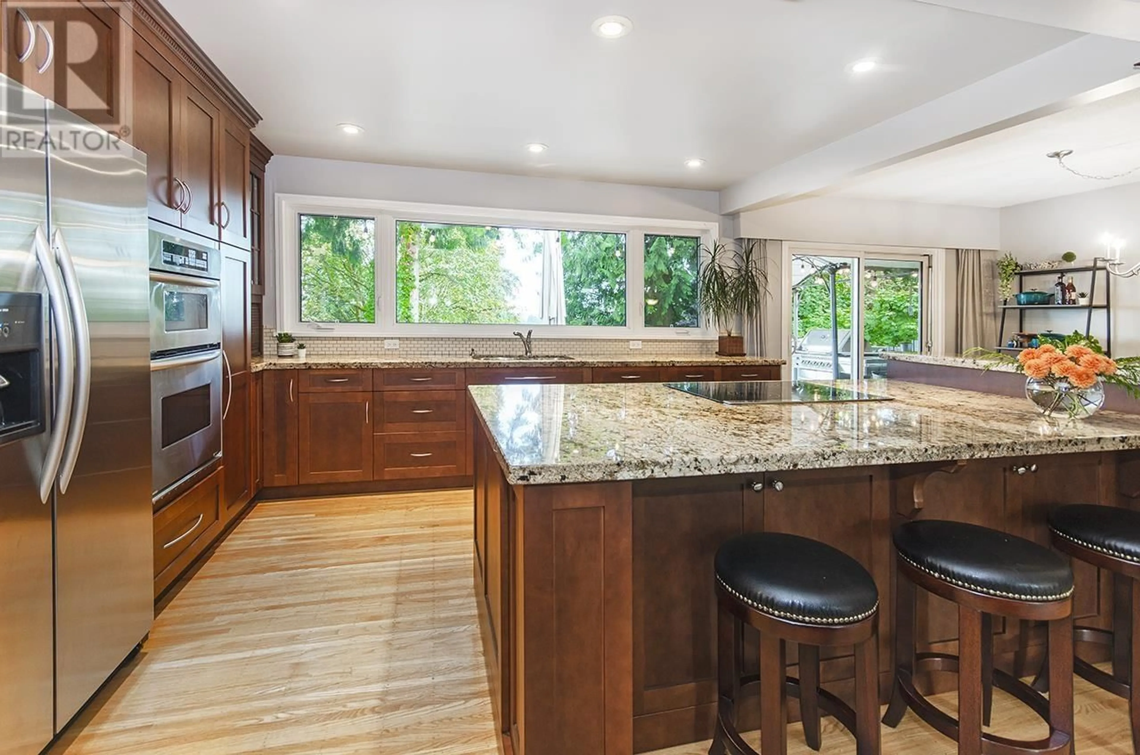 Open concept kitchen for 1651 SCARBOROUGH CRESCENT, Port Coquitlam British Columbia V3C2P9