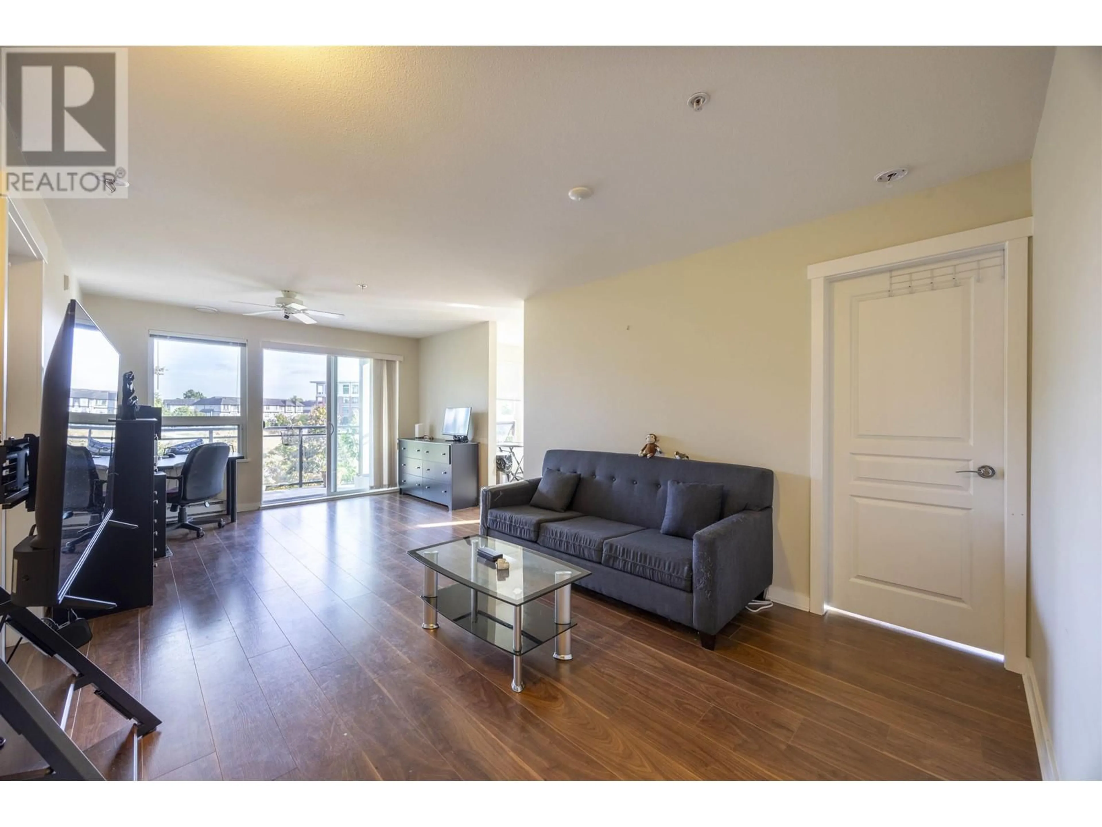 Living room, wood floors for 211 9500 ODLIN ROAD, Richmond British Columbia V6X0H5