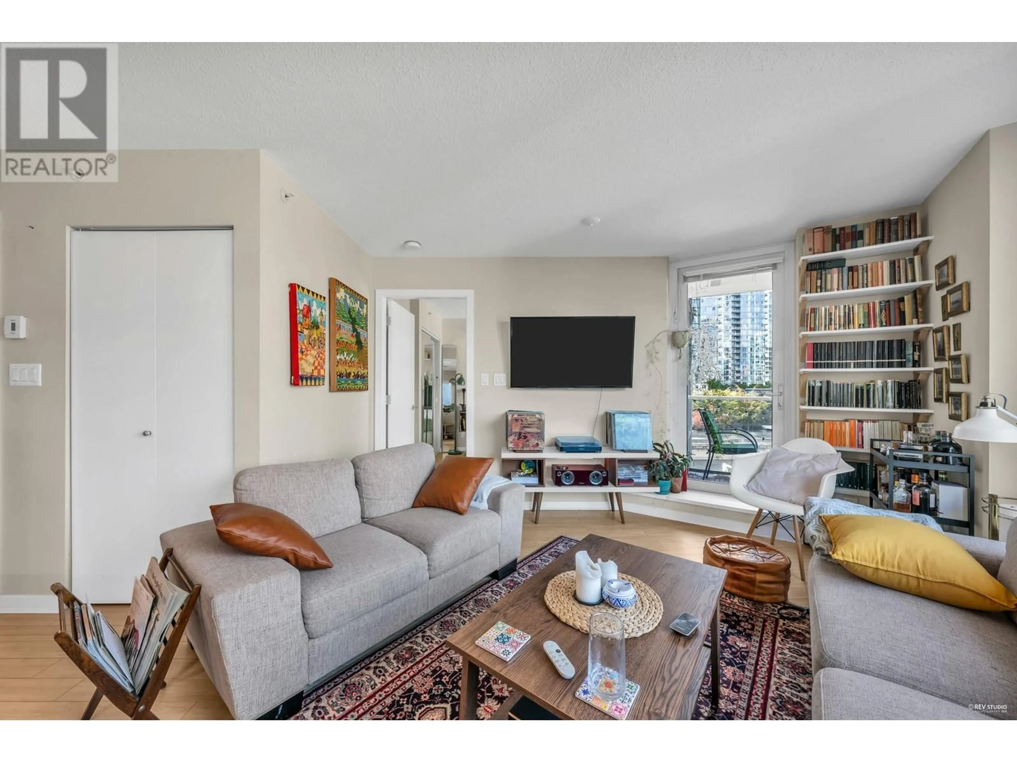 Living room, wood floors for 901 689 ABBOTT STREET, Vancouver British Columbia V6B0J2