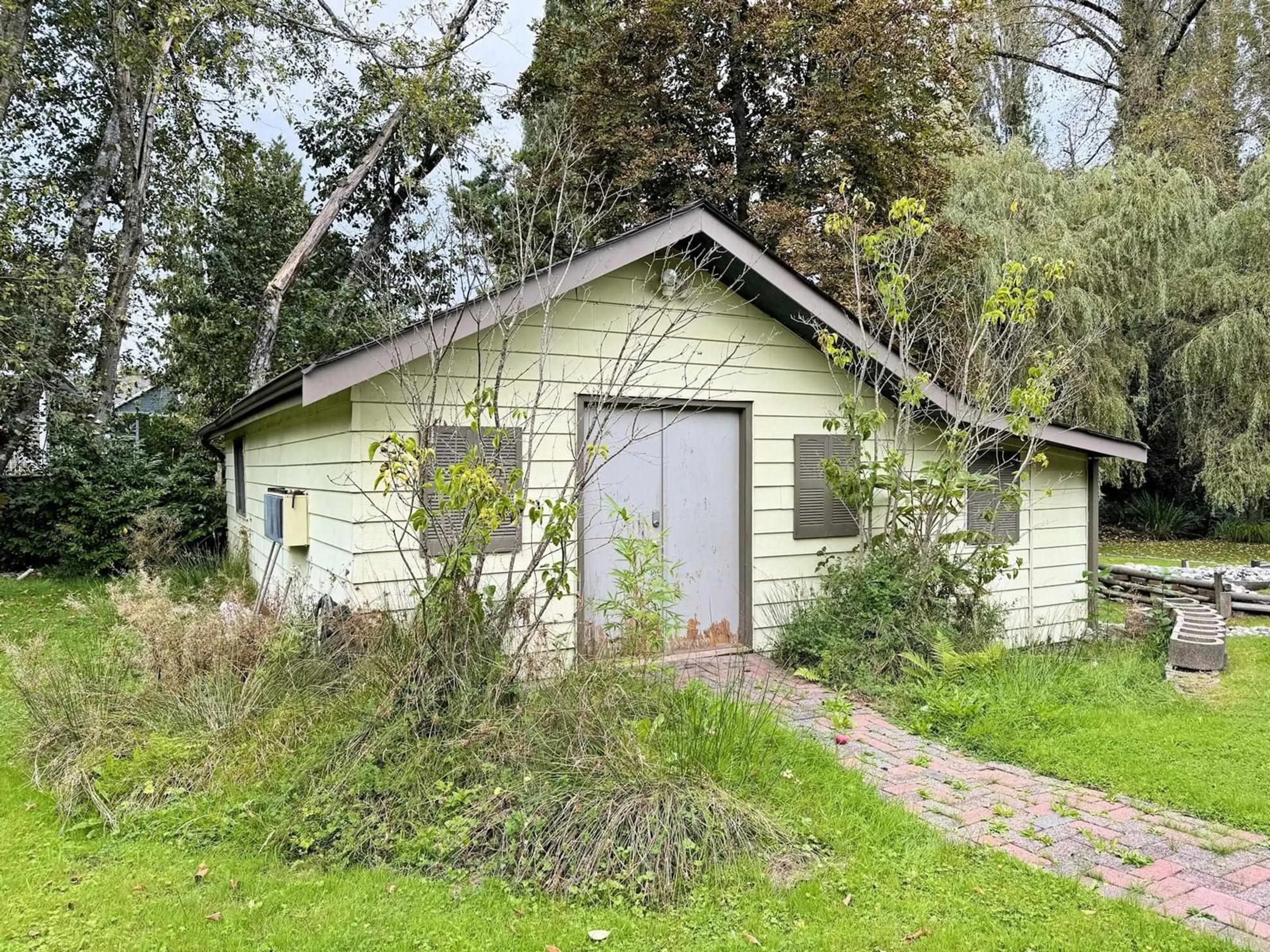 Shed for 4731 210 STREET, Langley British Columbia V3A2L4