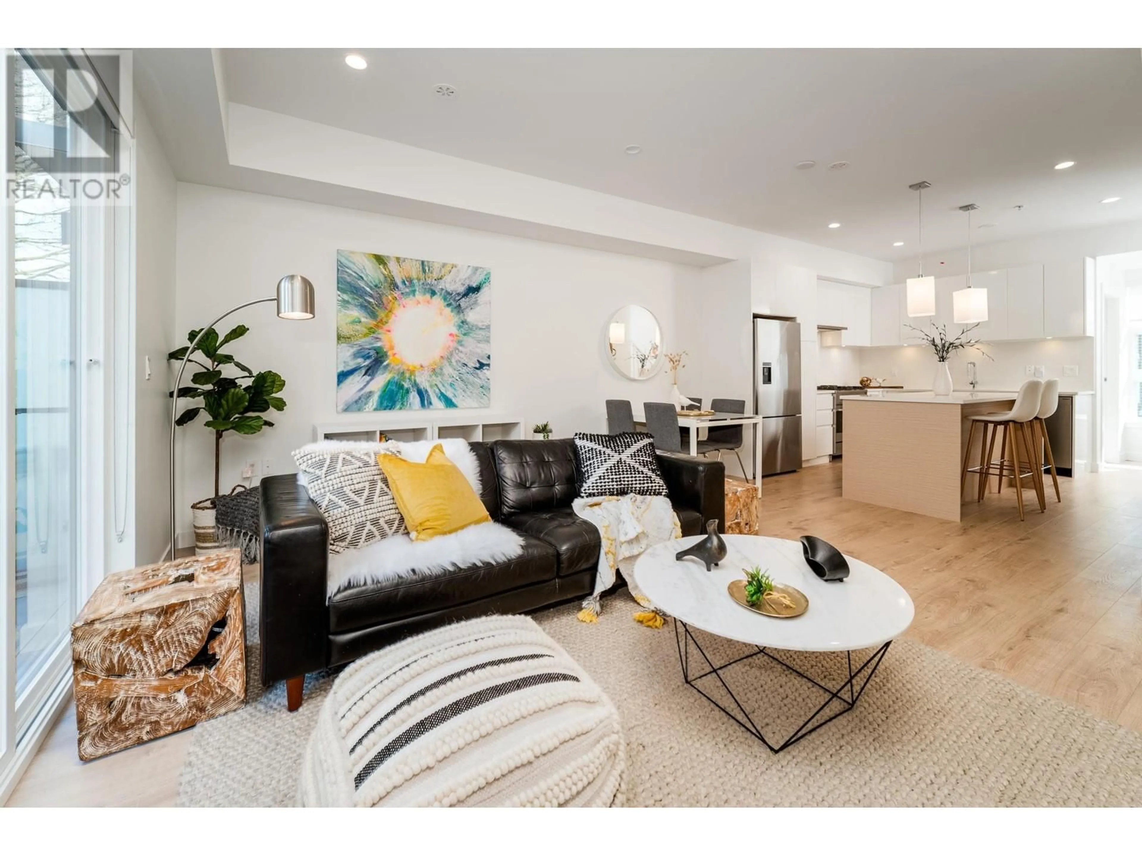 Living room, wood floors for 15 3490 MT SEYMOUR PARKWAY, North Vancouver British Columbia V7H1G5