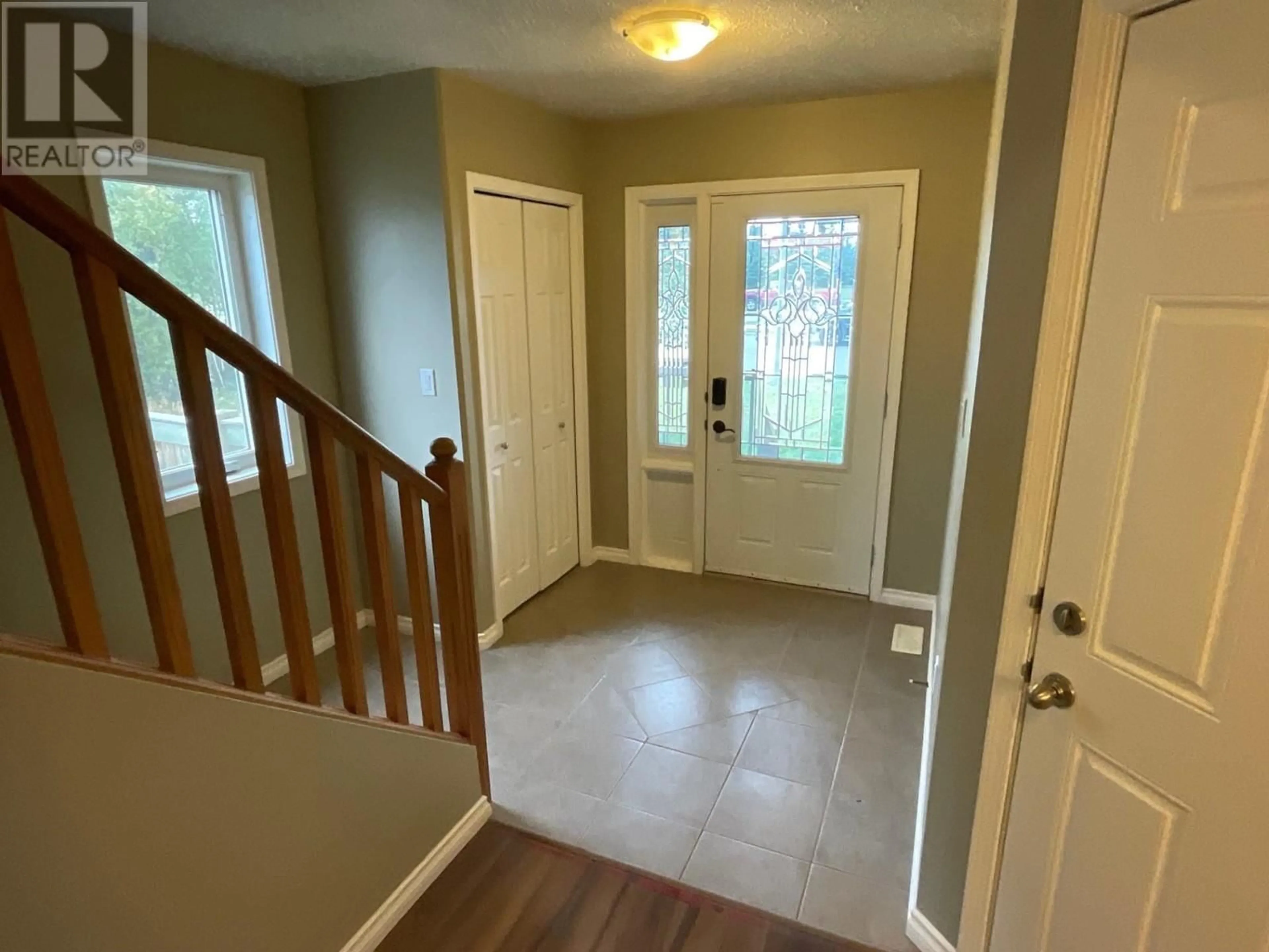 Indoor entryway, unknown floor for 9711 86 STREET, Fort St. John British Columbia V1J3G3