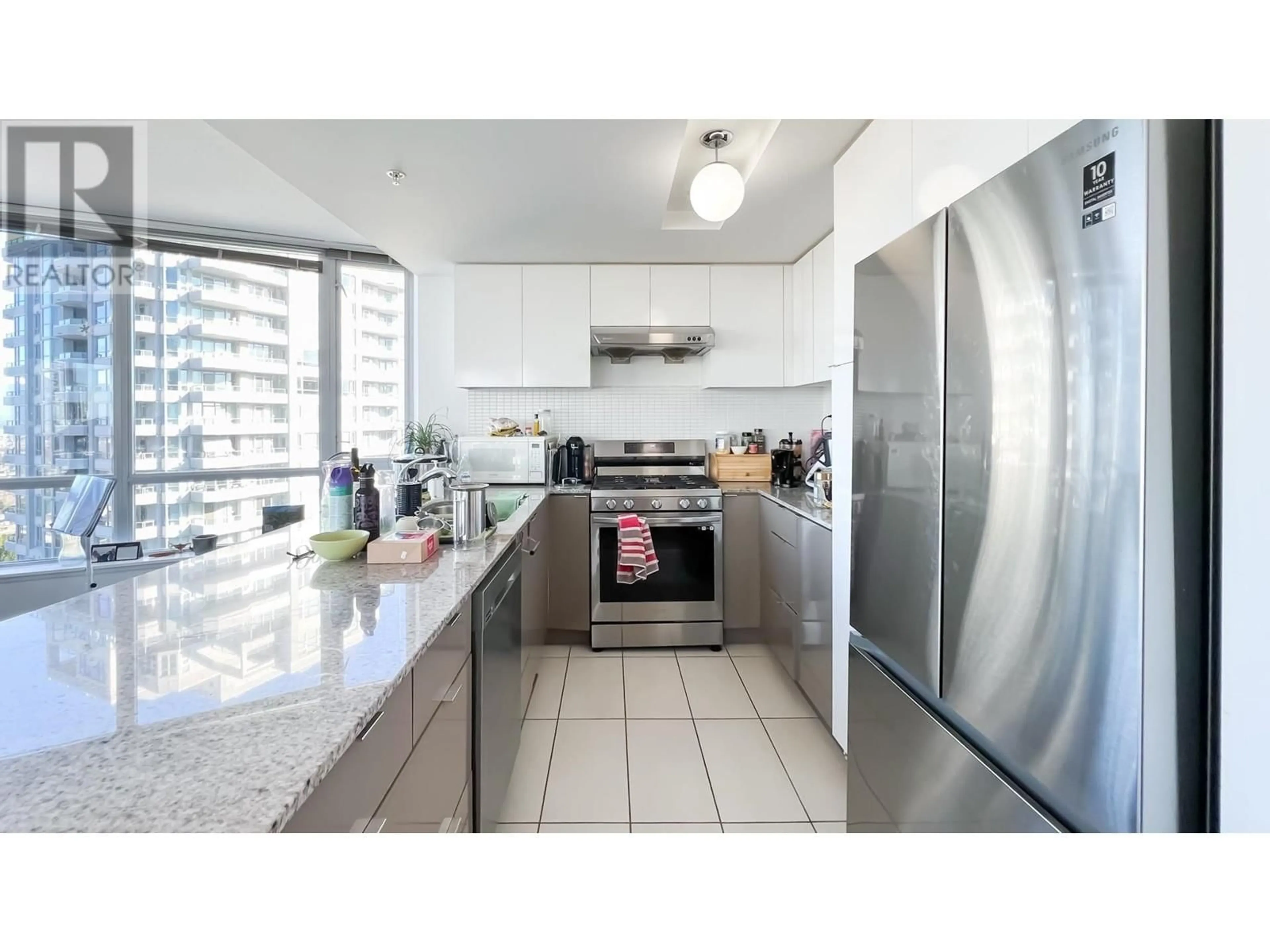 Standard kitchen, unknown for 1602 - 4808 HAZEL STREET, Burnaby British Columbia V5H0A2