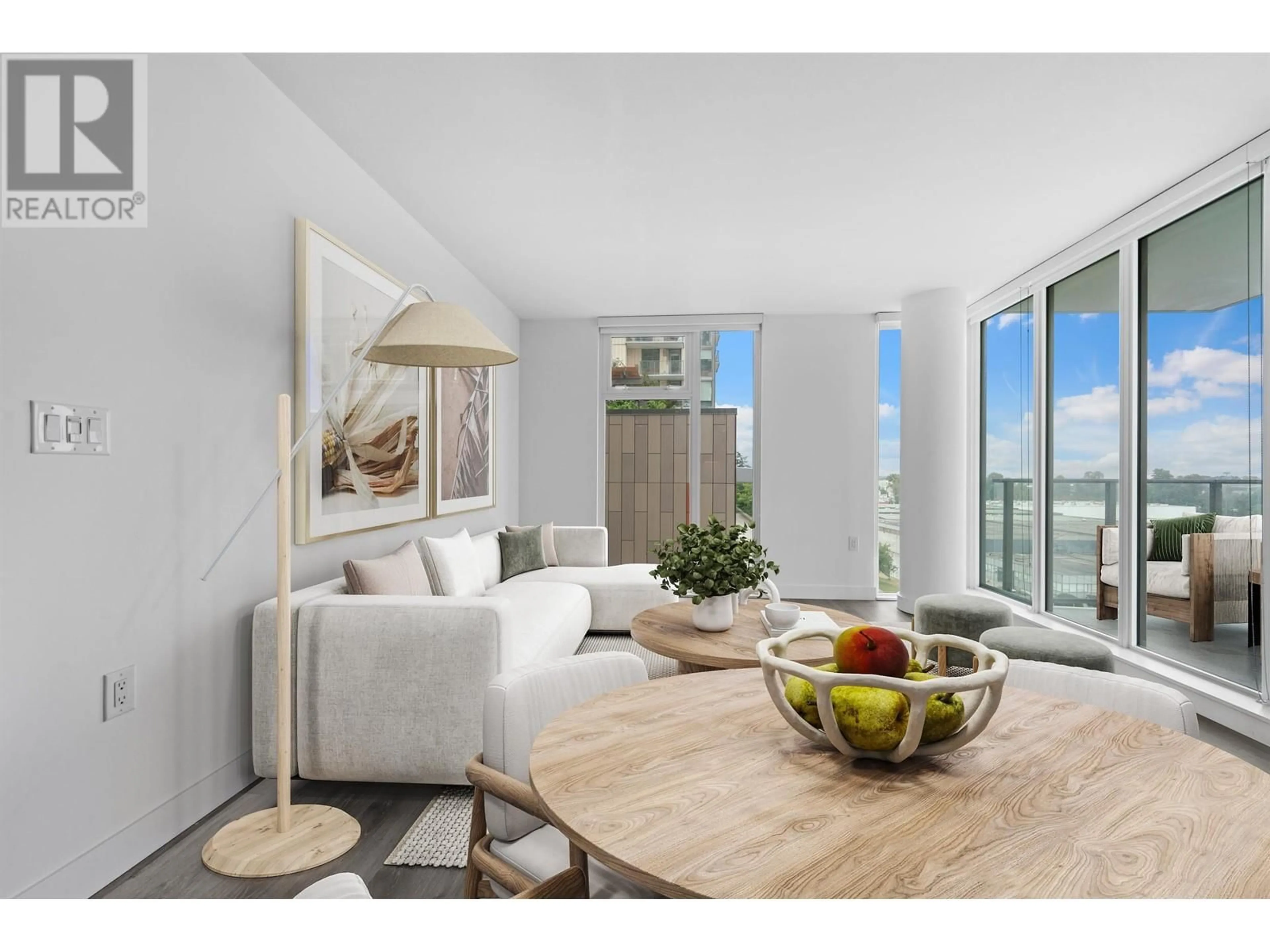 Living room, wood floors for 602 8188 FRASER STREET, Vancouver British Columbia V6K2G2