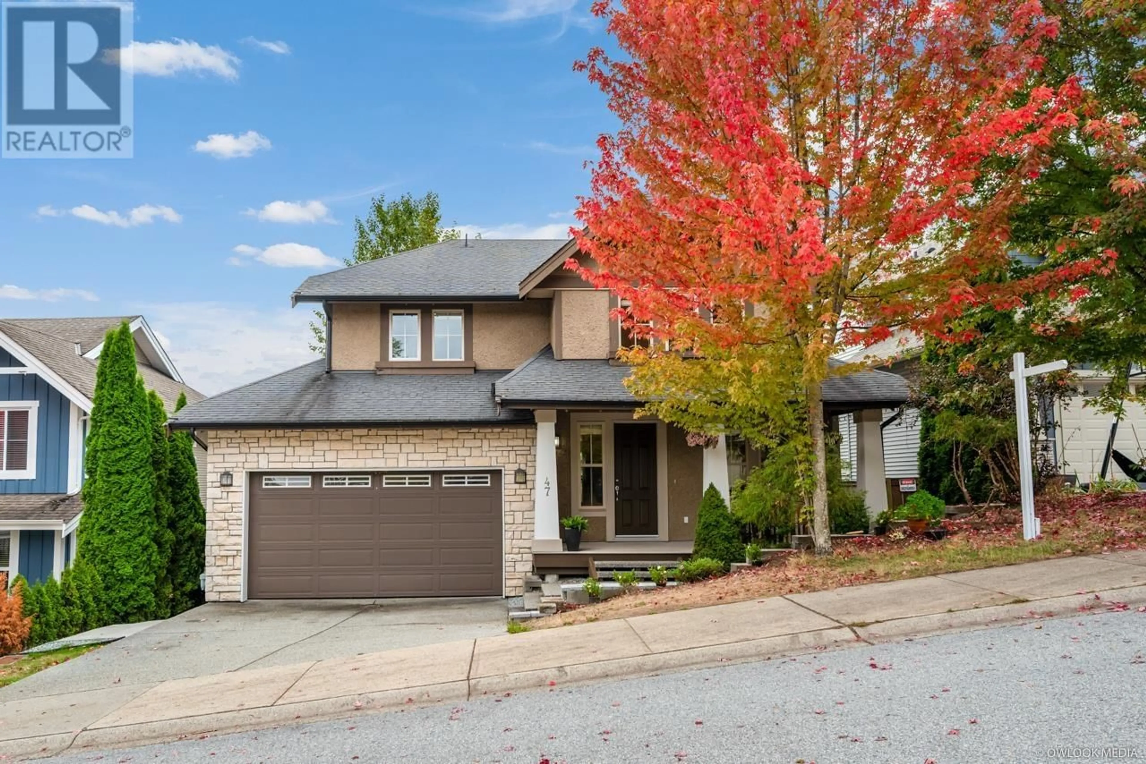 Frontside or backside of a home, the street view for 47 MAPLE DRIVE, Port Moody British Columbia V3H5M8