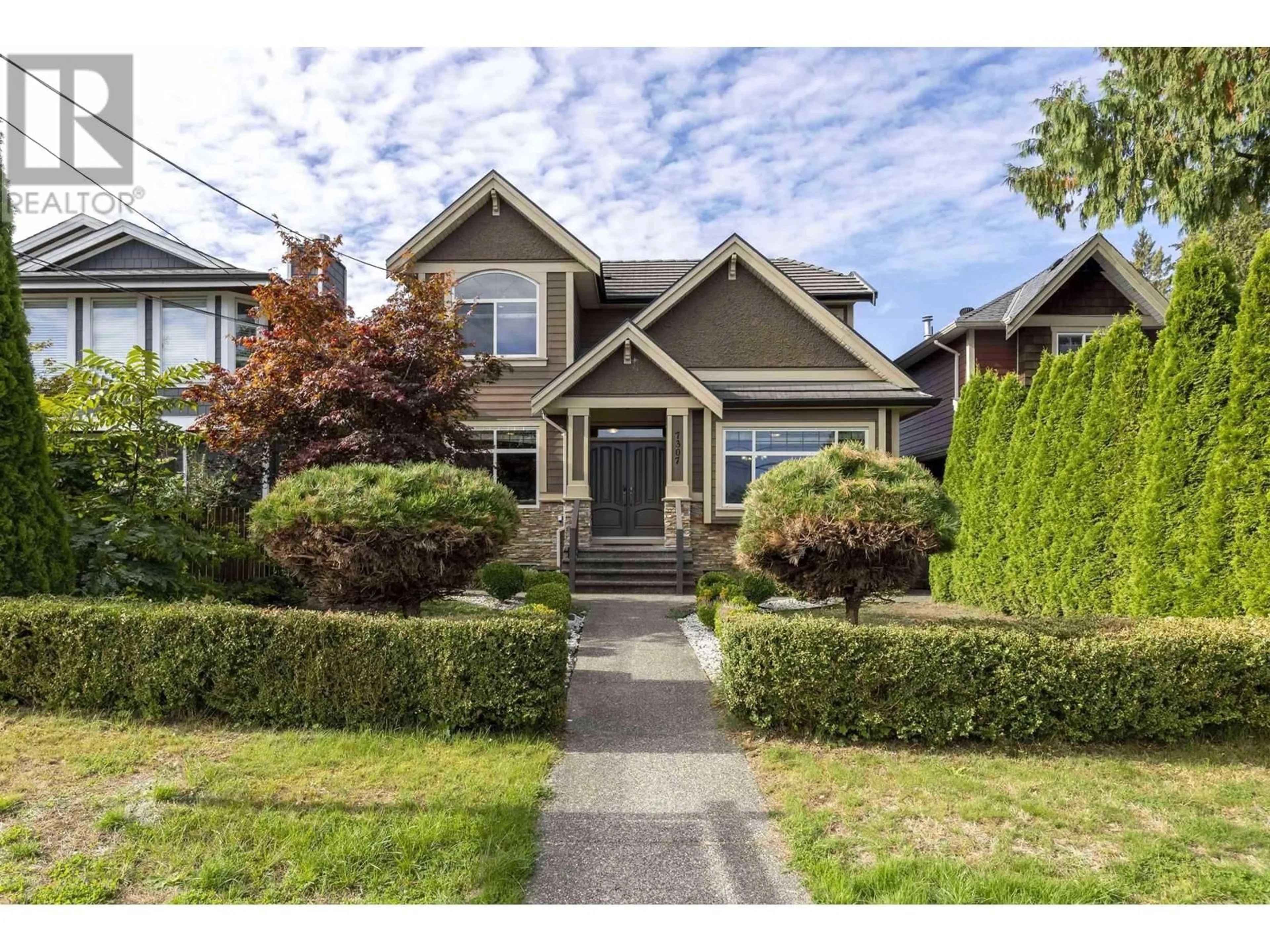 Frontside or backside of a home, the street view for 7307 2ND STREET, Burnaby British Columbia V3N3P9