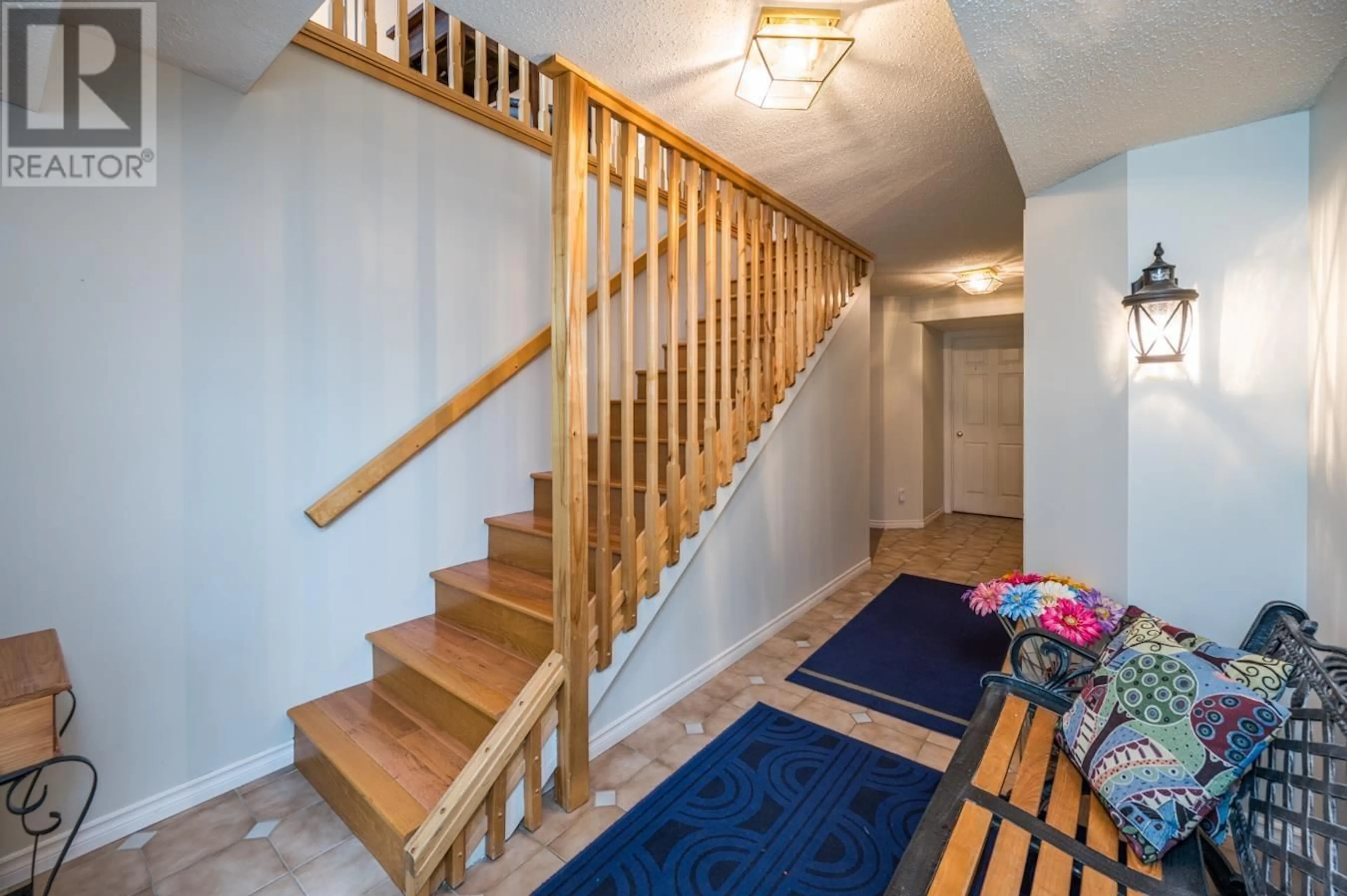 Indoor foyer, wood floors for 3166 WALLACE CRESCENT, Prince George British Columbia V2K3R6