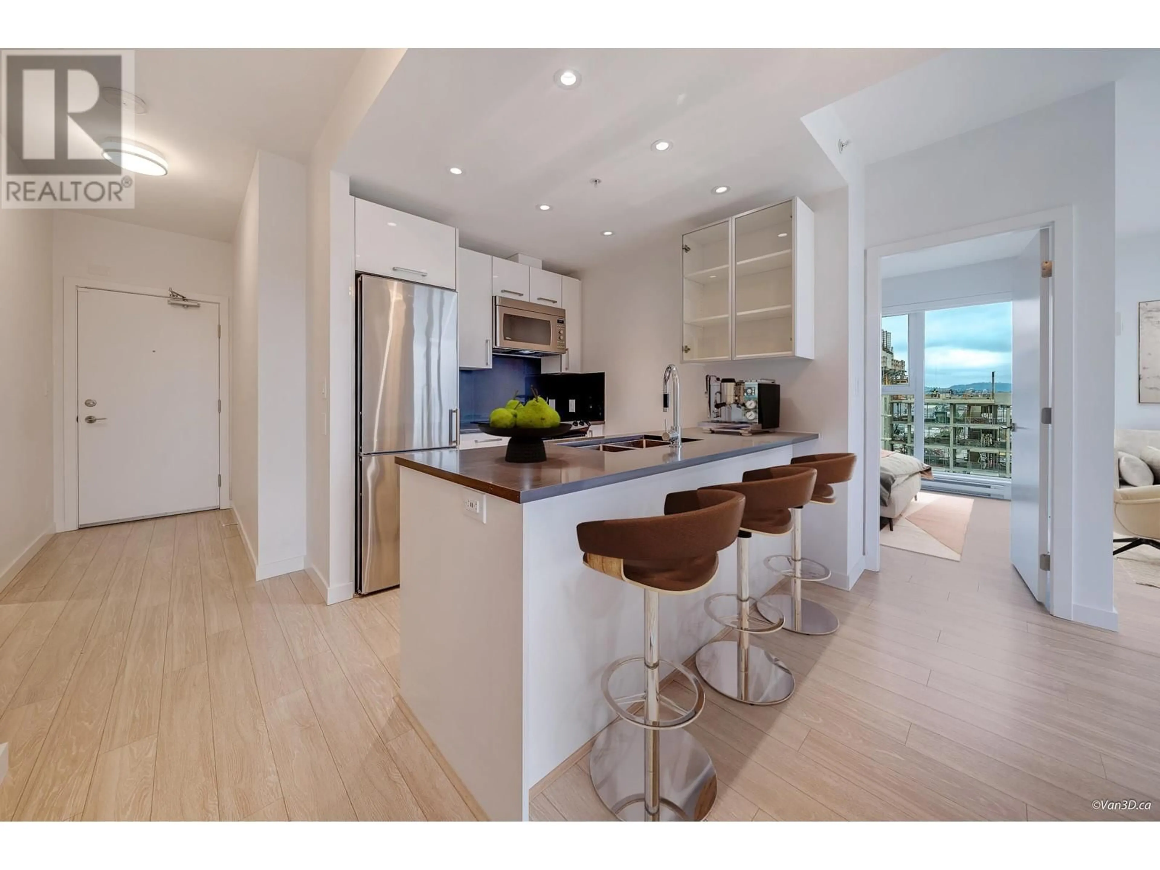 Contemporary kitchen for PH6 983 E HASTINGS STREET, Vancouver British Columbia V6A0G9