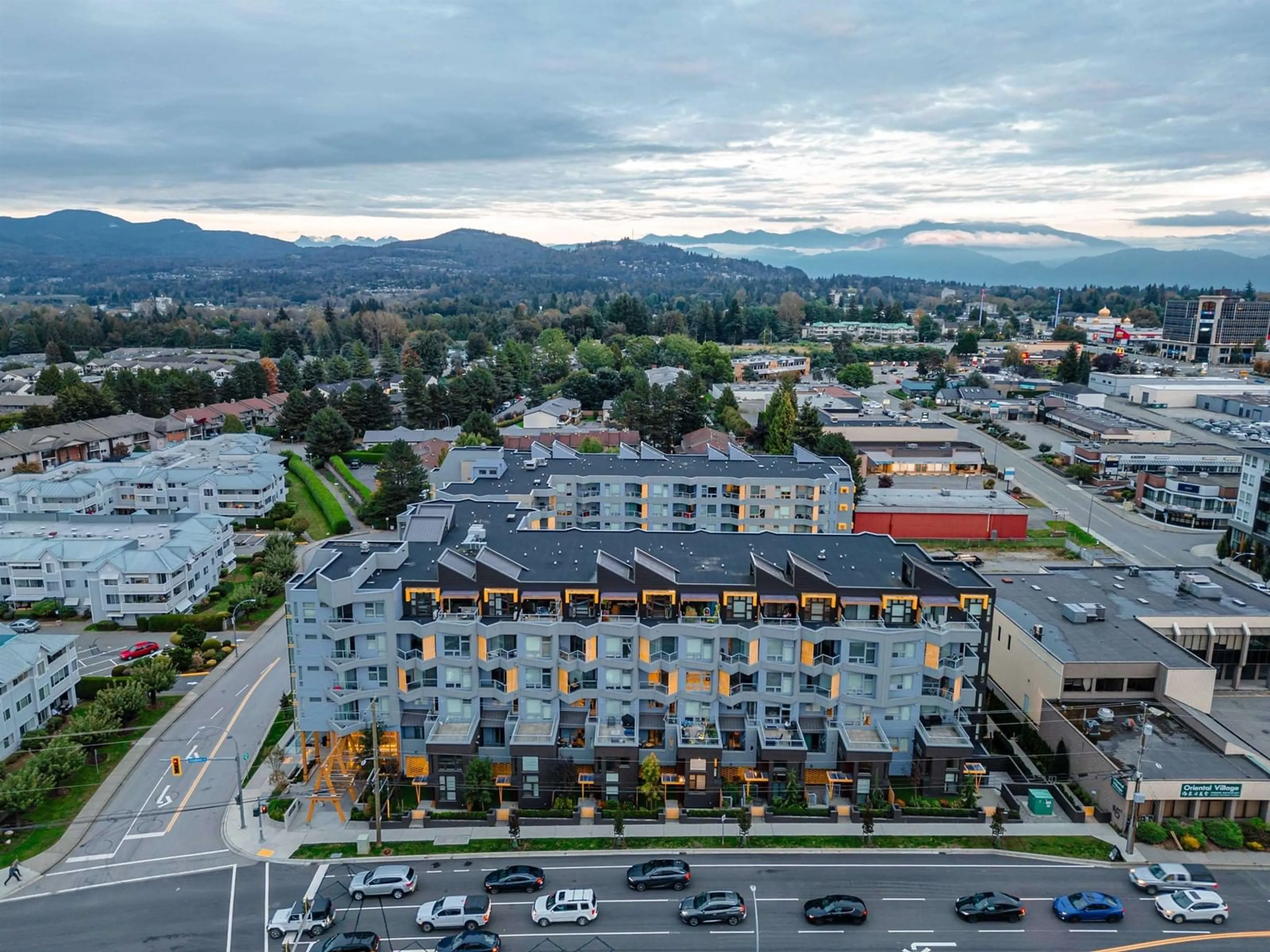 A pic from exterior of the house or condo for 508 32828 LANDEAU PLACE, Abbotsford British Columbia V2S0M4