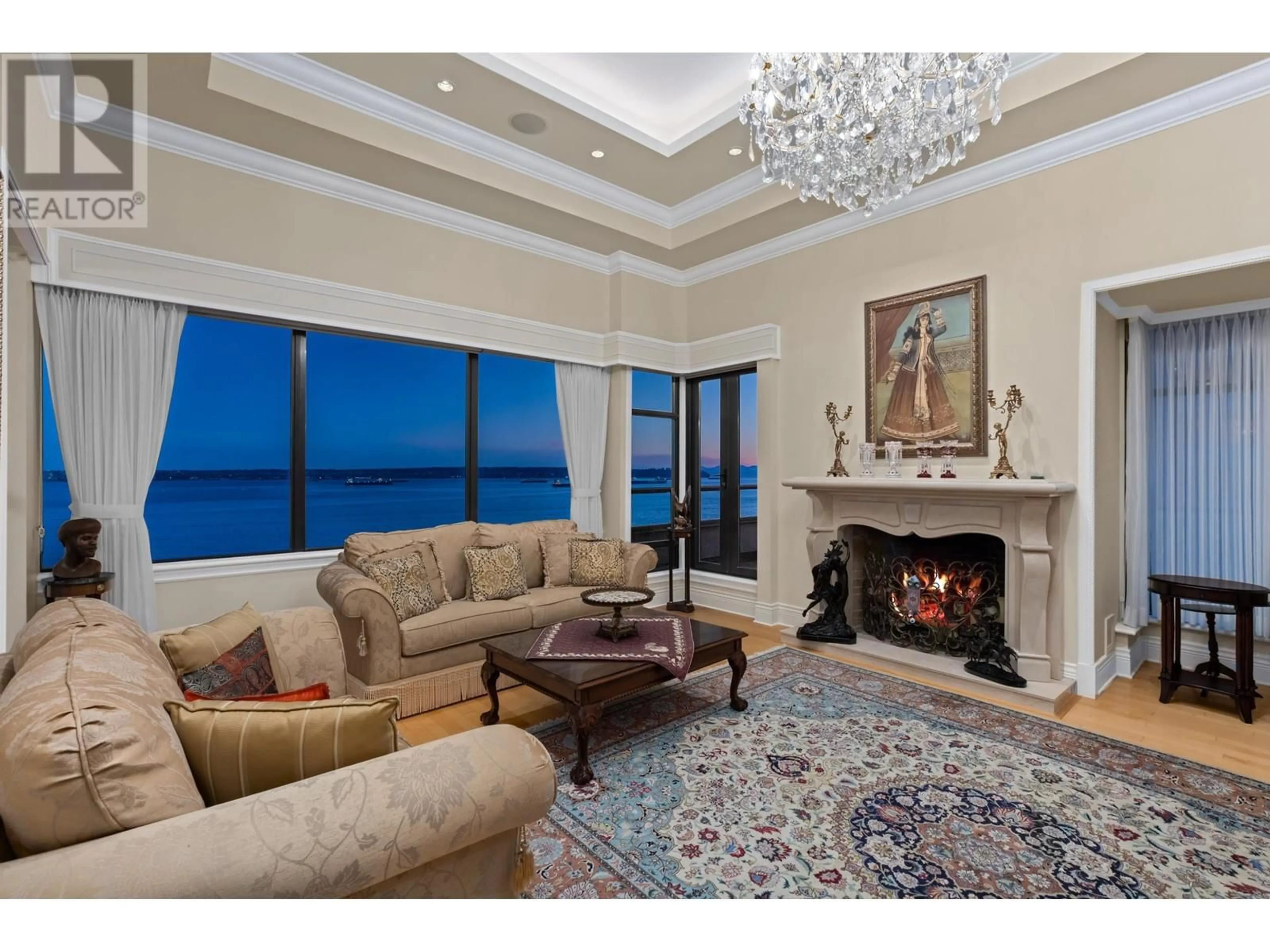 Living room with furniture, unknown for 1801 - 1972 BELLEVUE AVENUE, West Vancouver British Columbia V7V1B5