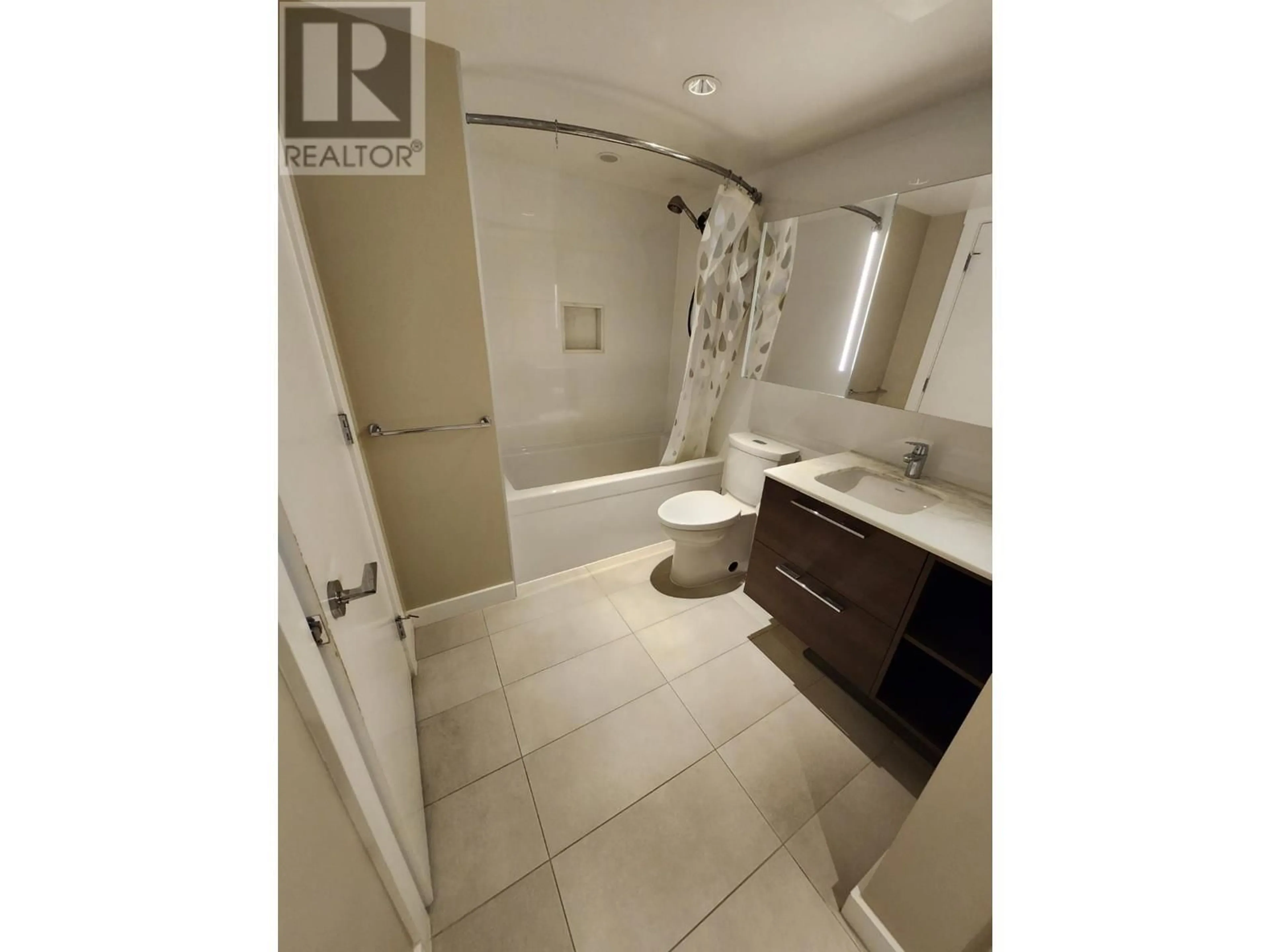 Bathroom, cement floor for 303 570 EMERSON STREET, Coquitlam British Columbia V3J0G3