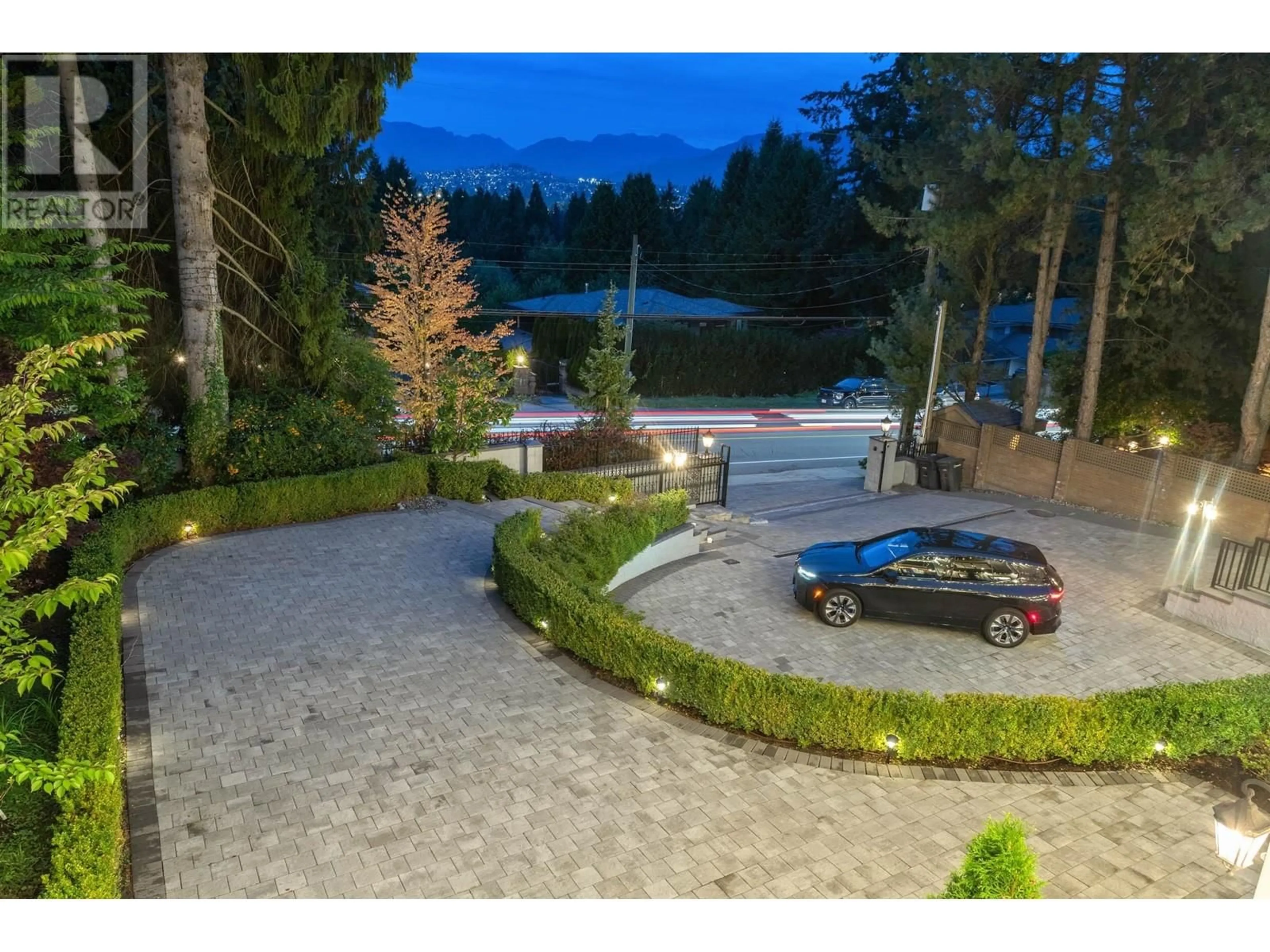 Patio, the street view for 7538 BURRIS STREET, Burnaby British Columbia V5E1Y9