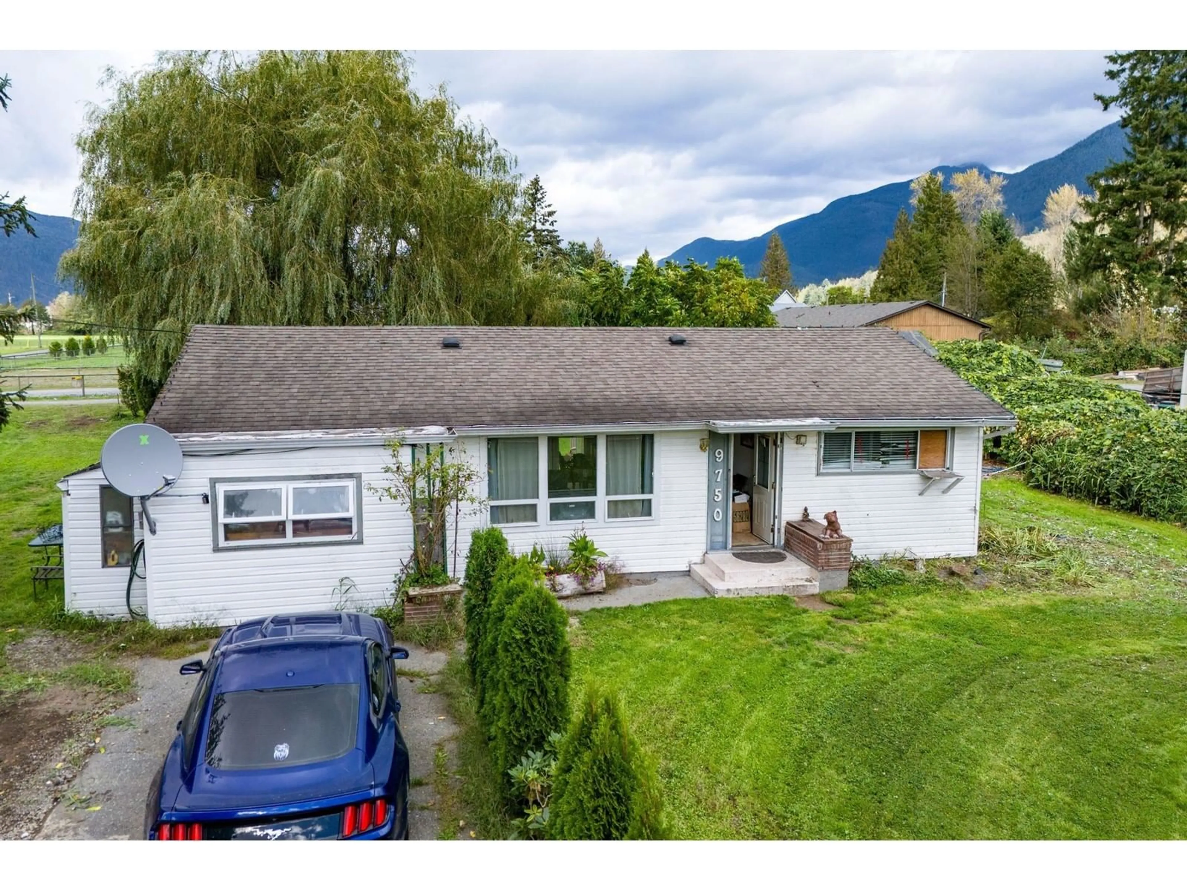 Frontside or backside of a home, cottage for 9750 FARMS ROAD, Mission British Columbia V2V4J1