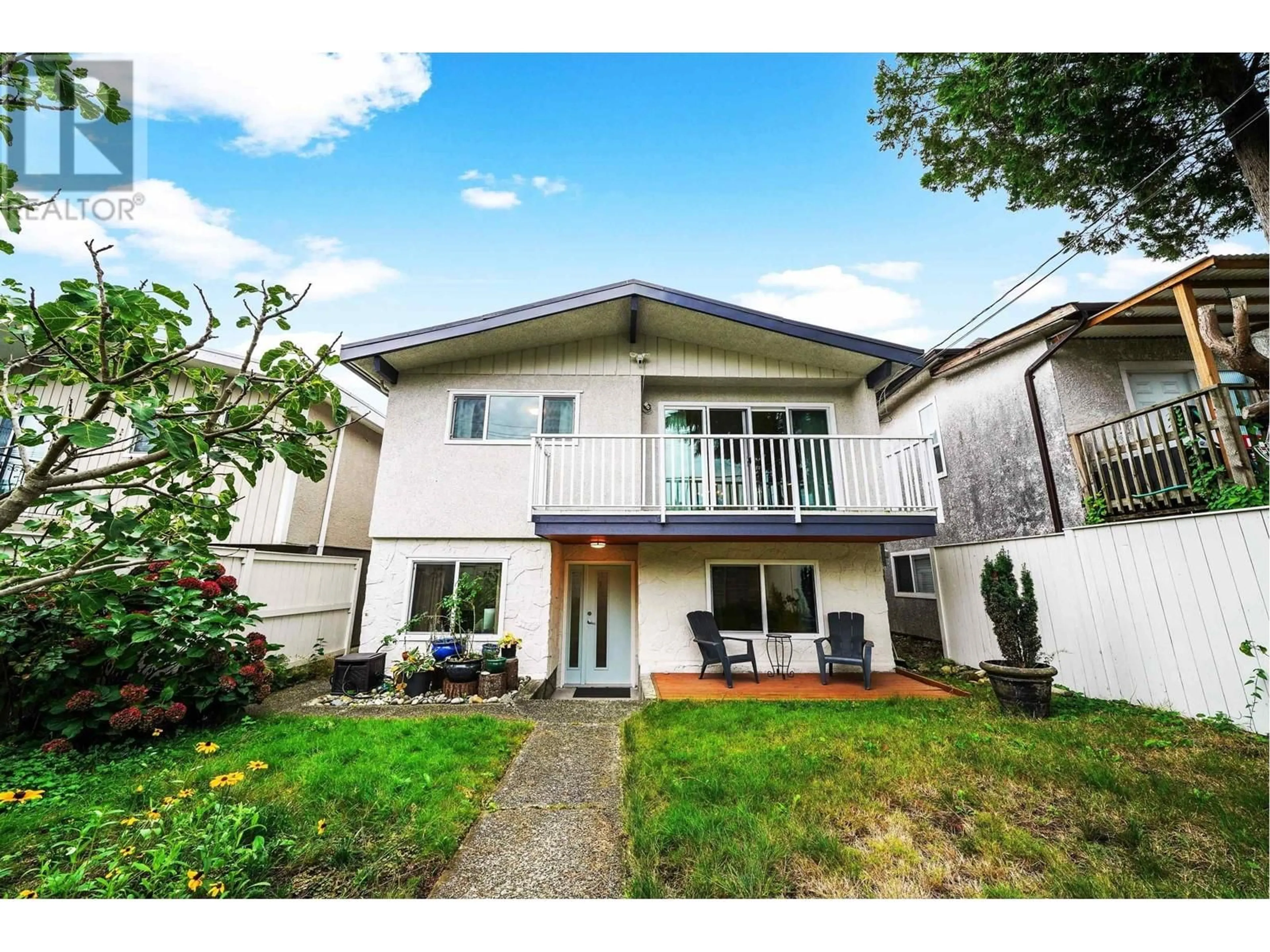 Frontside or backside of a home, cottage for 82 ONTARIO PLACE, Vancouver British Columbia V5W1R9