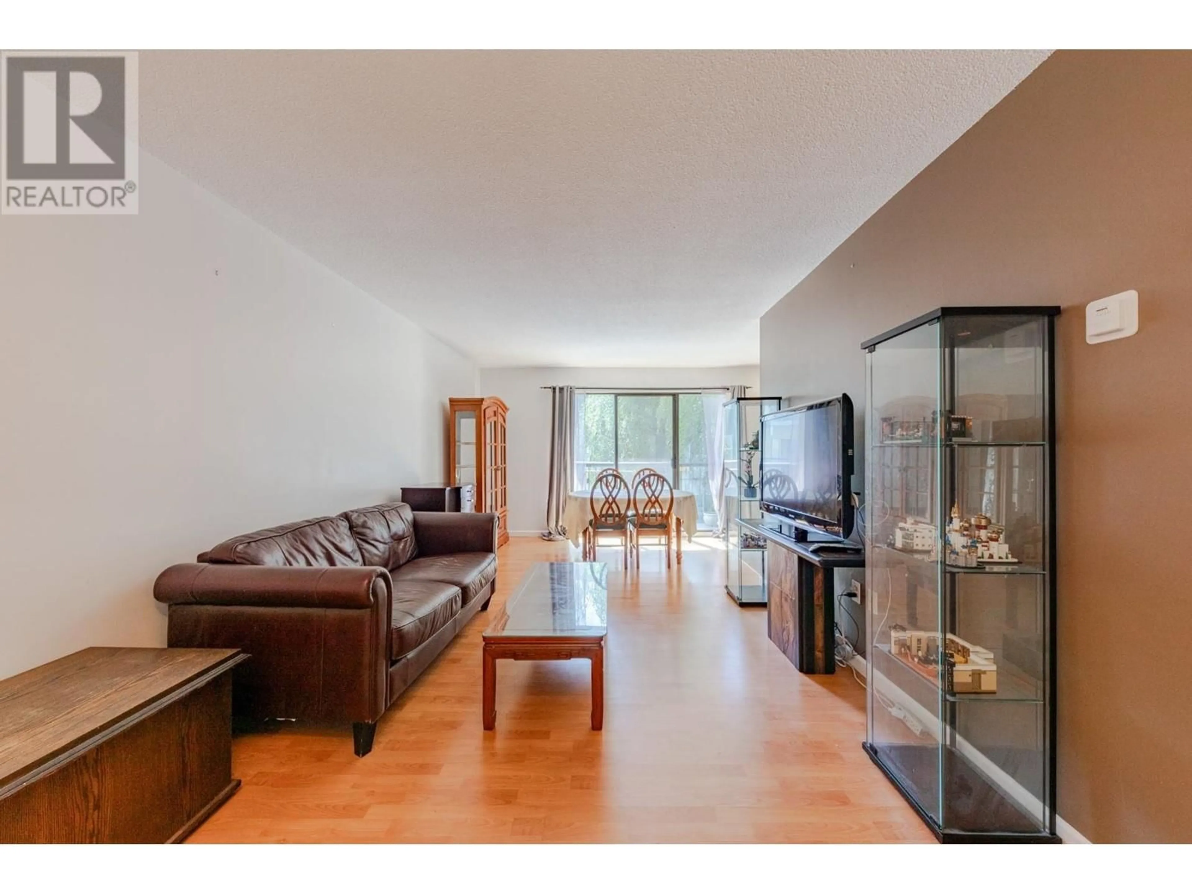 Living room, wood floors for 245 8111 B RYAN ROAD, Richmond British Columbia V7A2E4