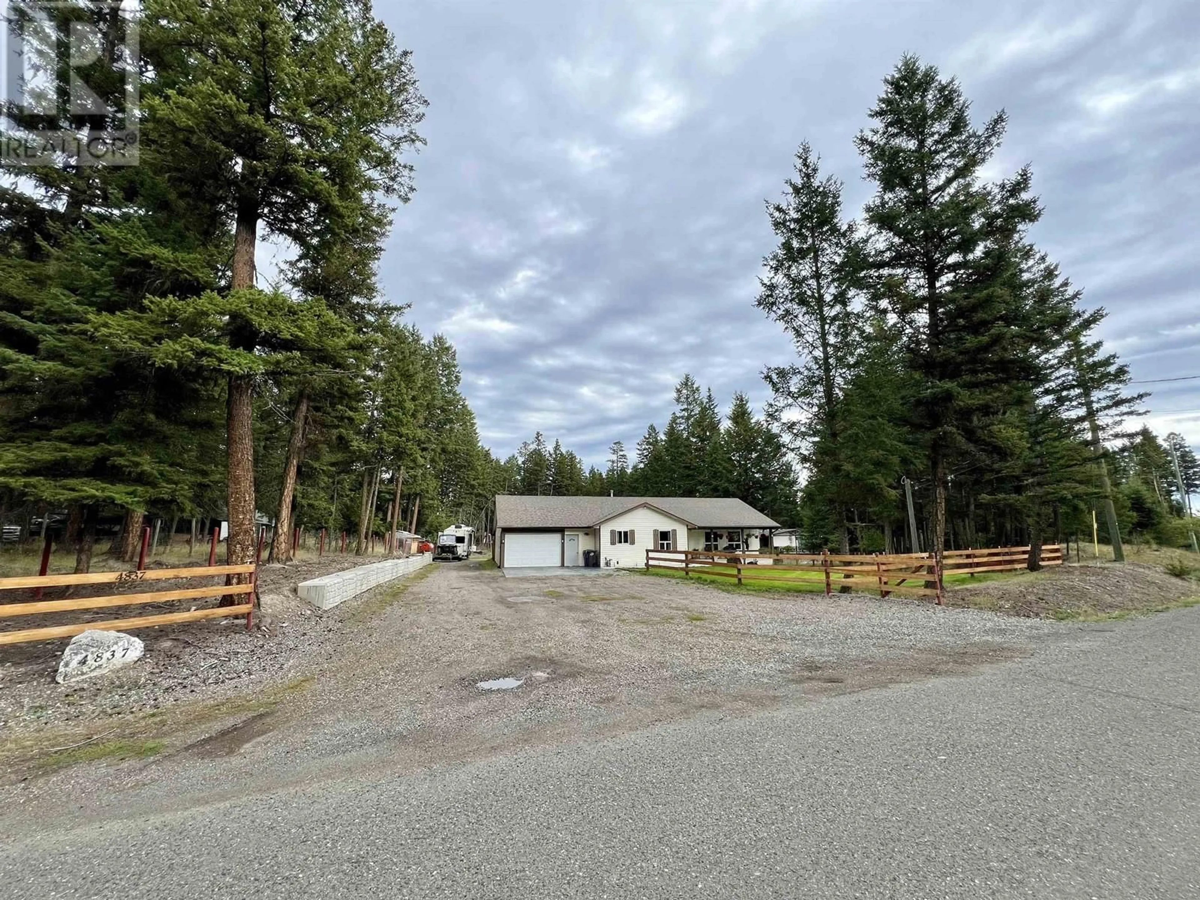 Outside view for 4837 GLOINNZUN DRIVE, 108 Mile Ranch British Columbia V0K2E1