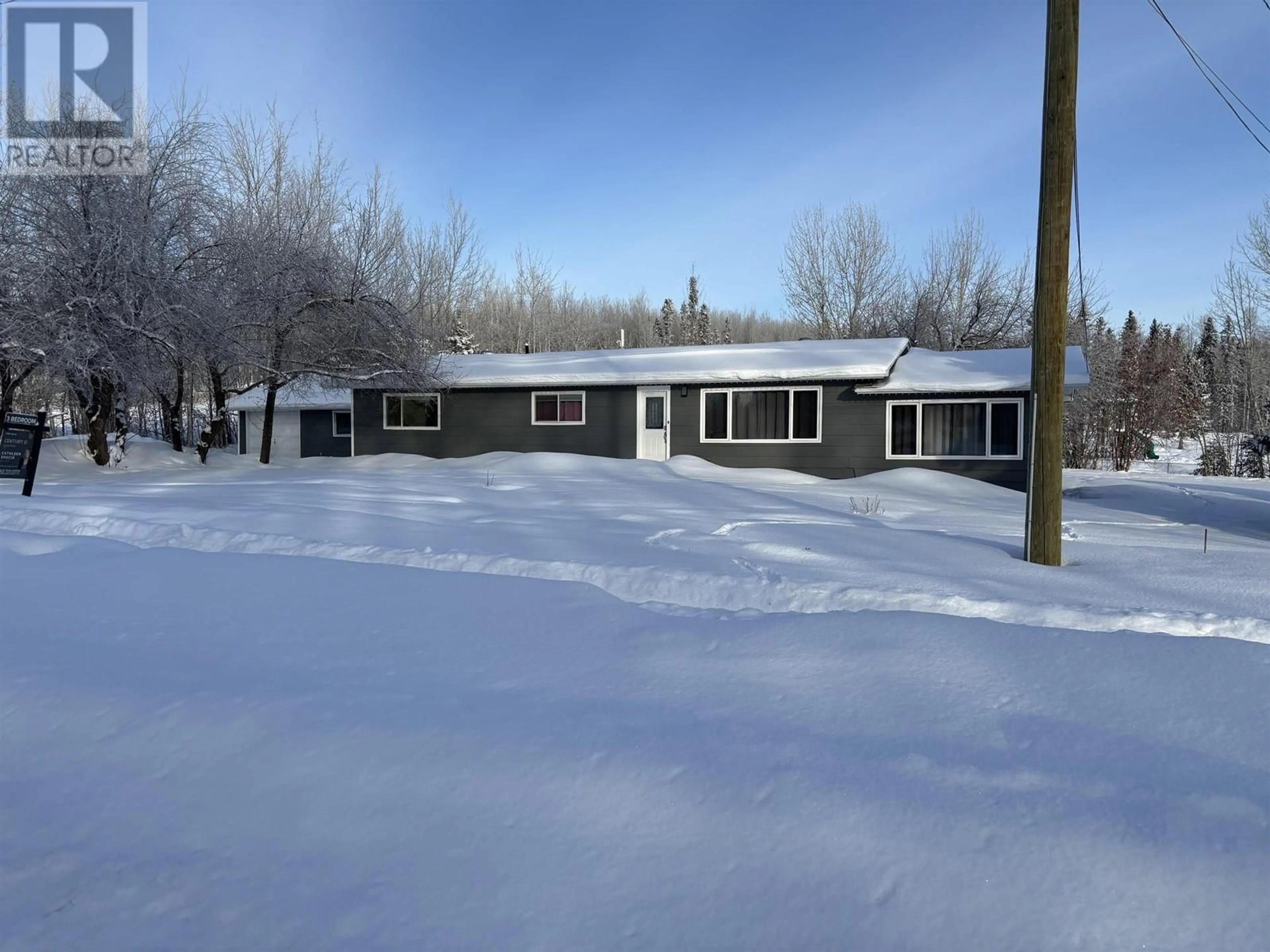 Home with vinyl exterior material, unknown for 5116 SUNSET DRIVE, Fort Nelson British Columbia V0C1R0