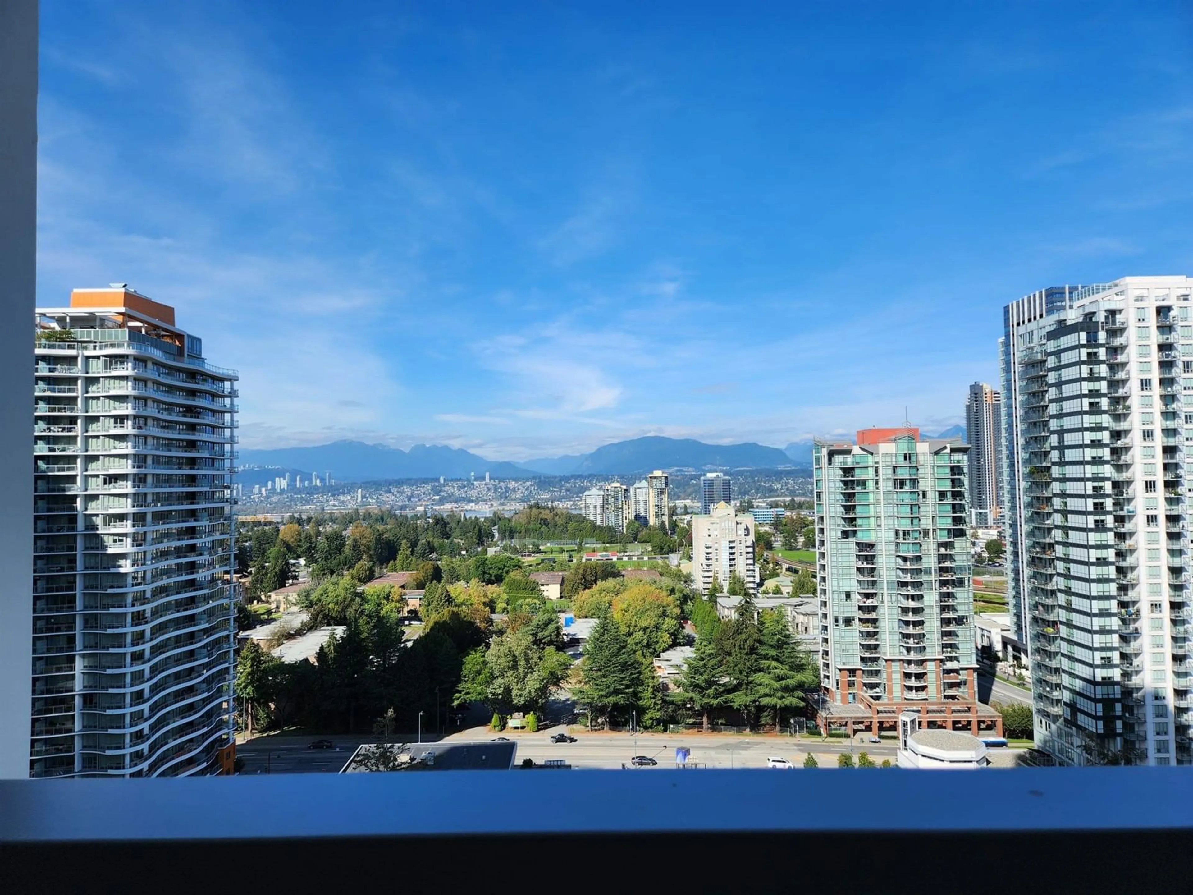 Balcony in the apartment, city buildings view from balcony for 1803 - 13350 CENTRAL, Surrey British Columbia V3T0S1