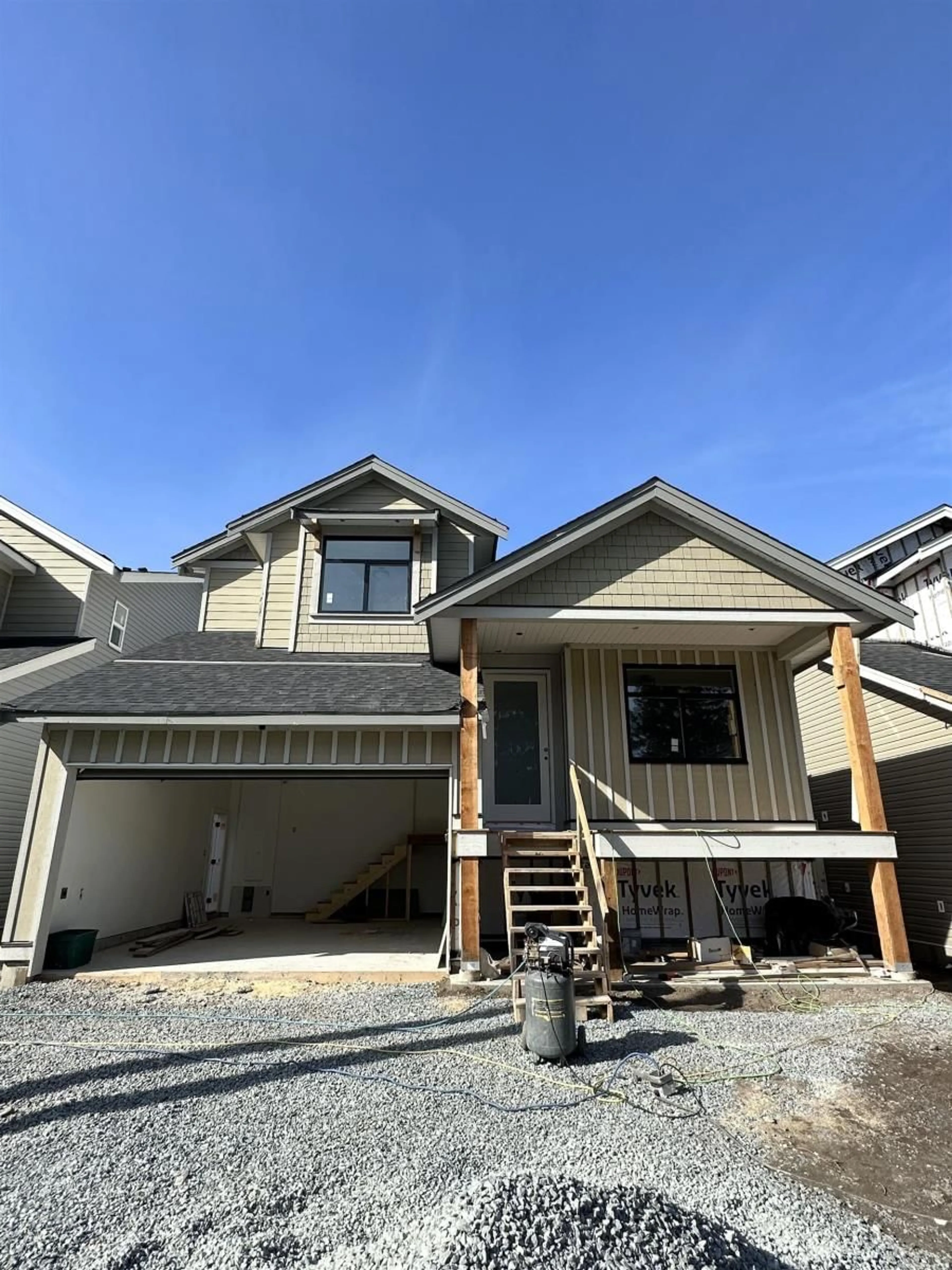 Frontside or backside of a home, the street view for 7147 ELWOOD DRIVE, Chilliwack British Columbia V2R1G8