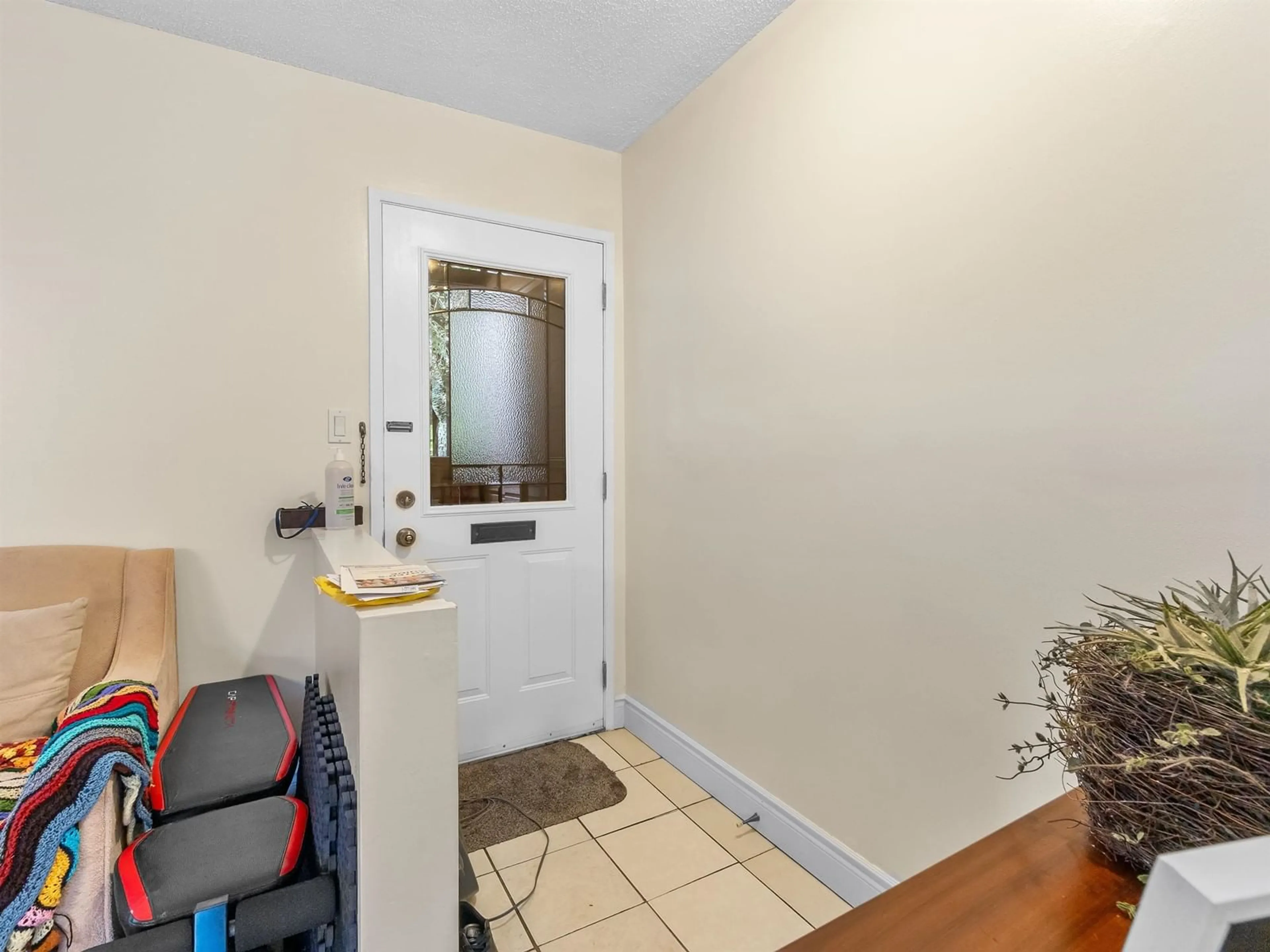 Indoor entryway, unknown floor for 1616 10620 150 STREET, Surrey British Columbia V3R7K2