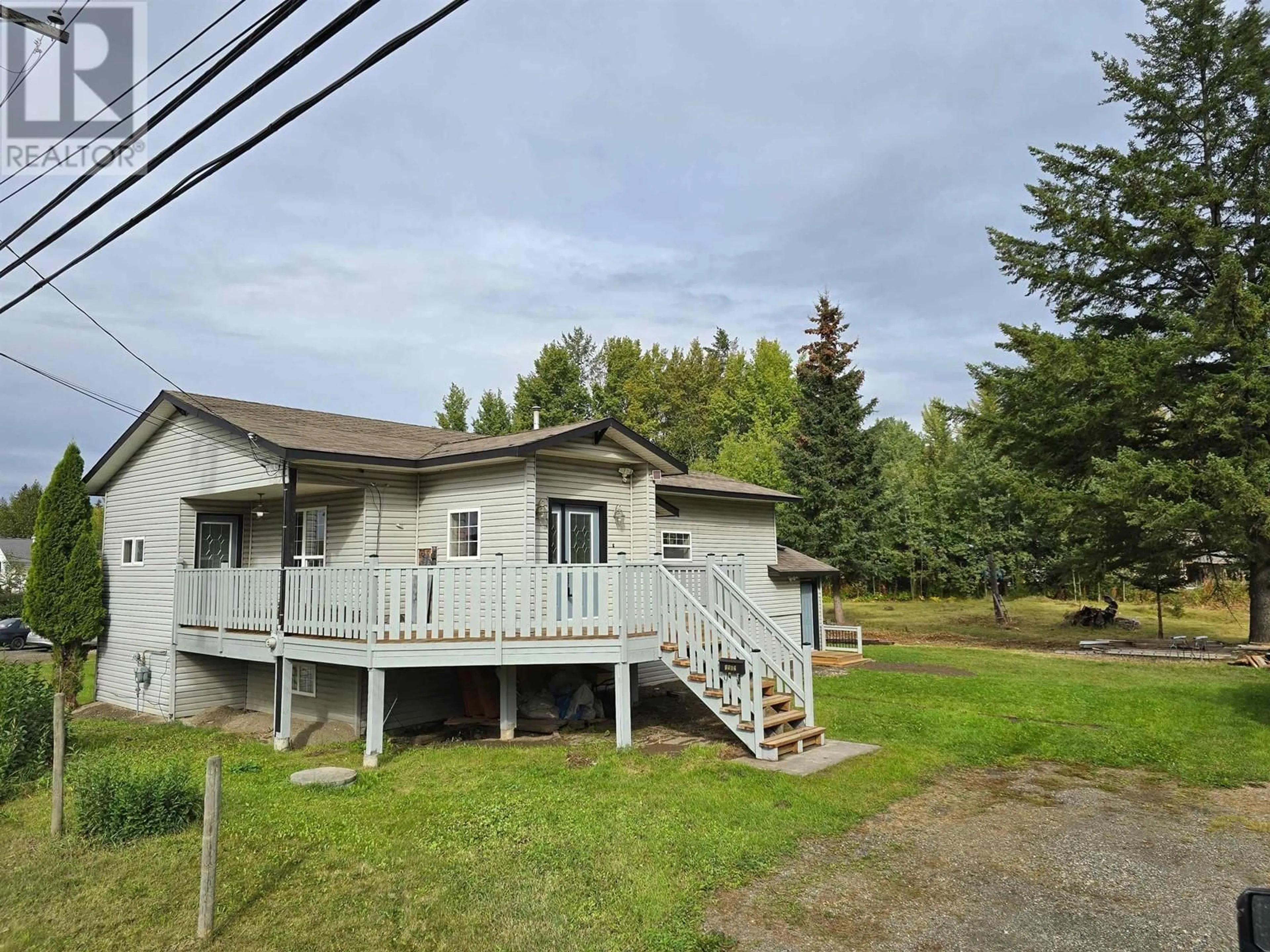 Frontside or backside of a home for 1562 MAPLE DRIVE, Quesnel British Columbia V2J4A1