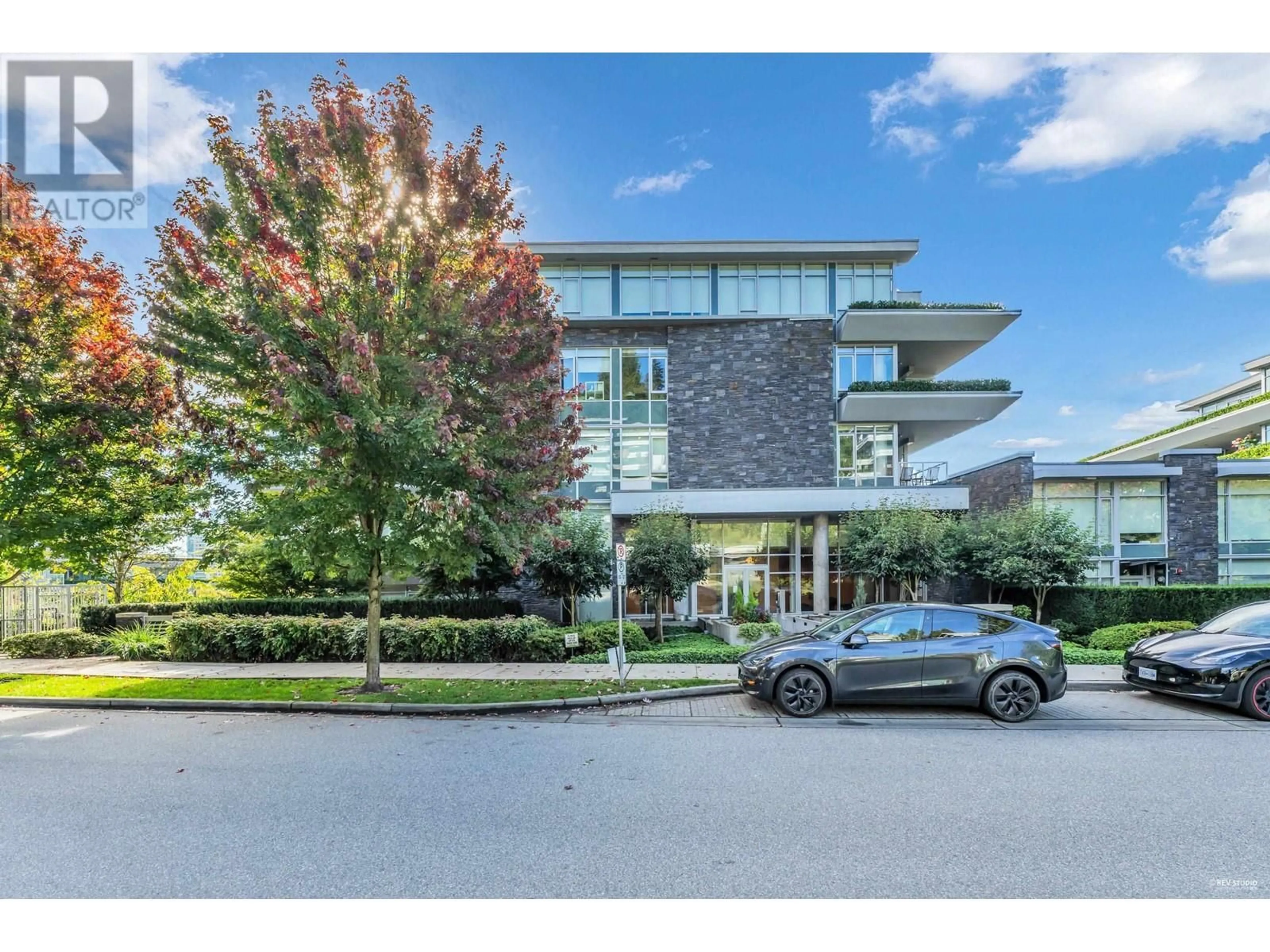 A pic from exterior of the house or condo, the street view for 401 866 ARTHUR ERICKSON PLACE, West Vancouver British Columbia V7T0B2