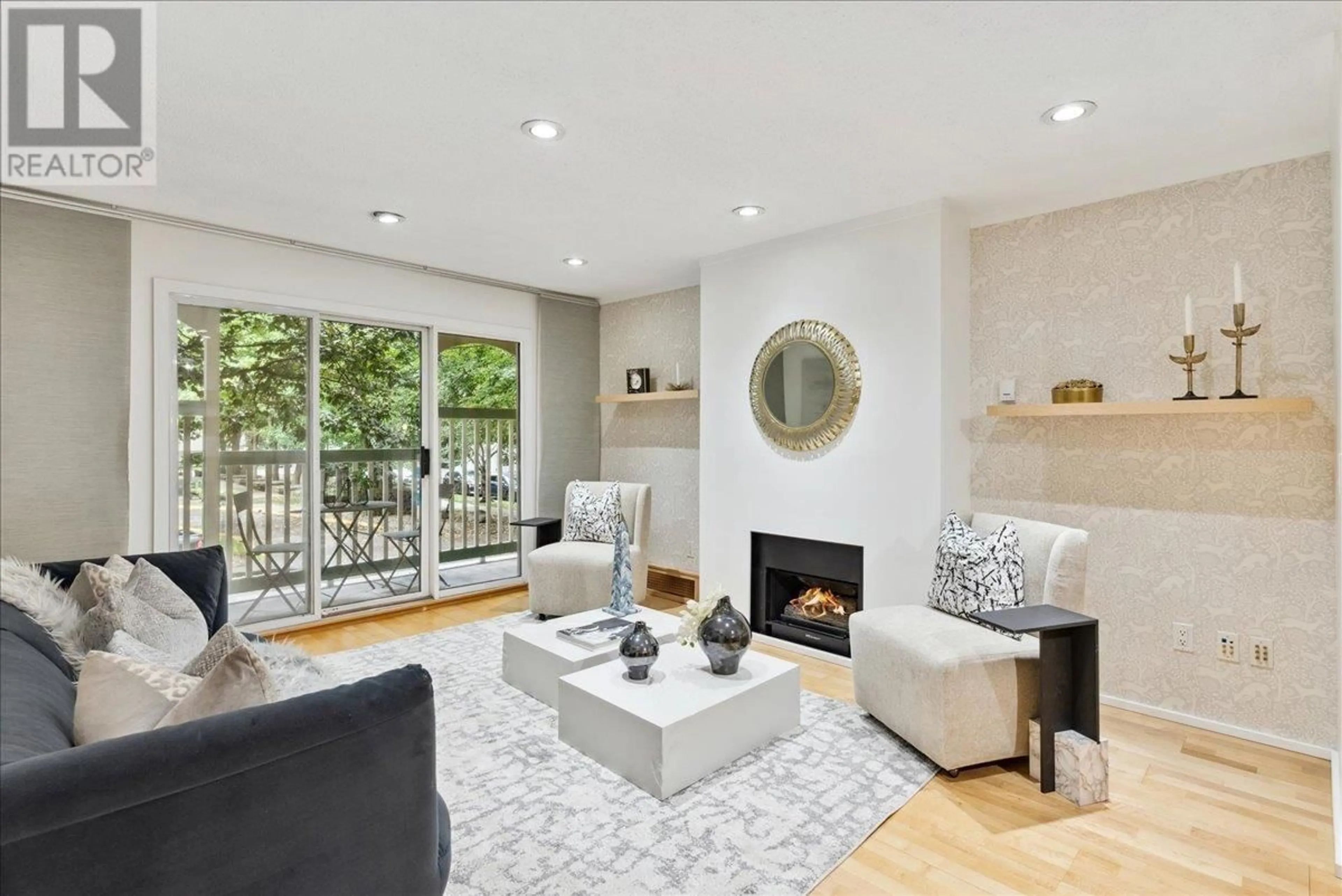 Living room, wood floors for 201 1125 GILFORD STREET, Vancouver British Columbia V6G2P7