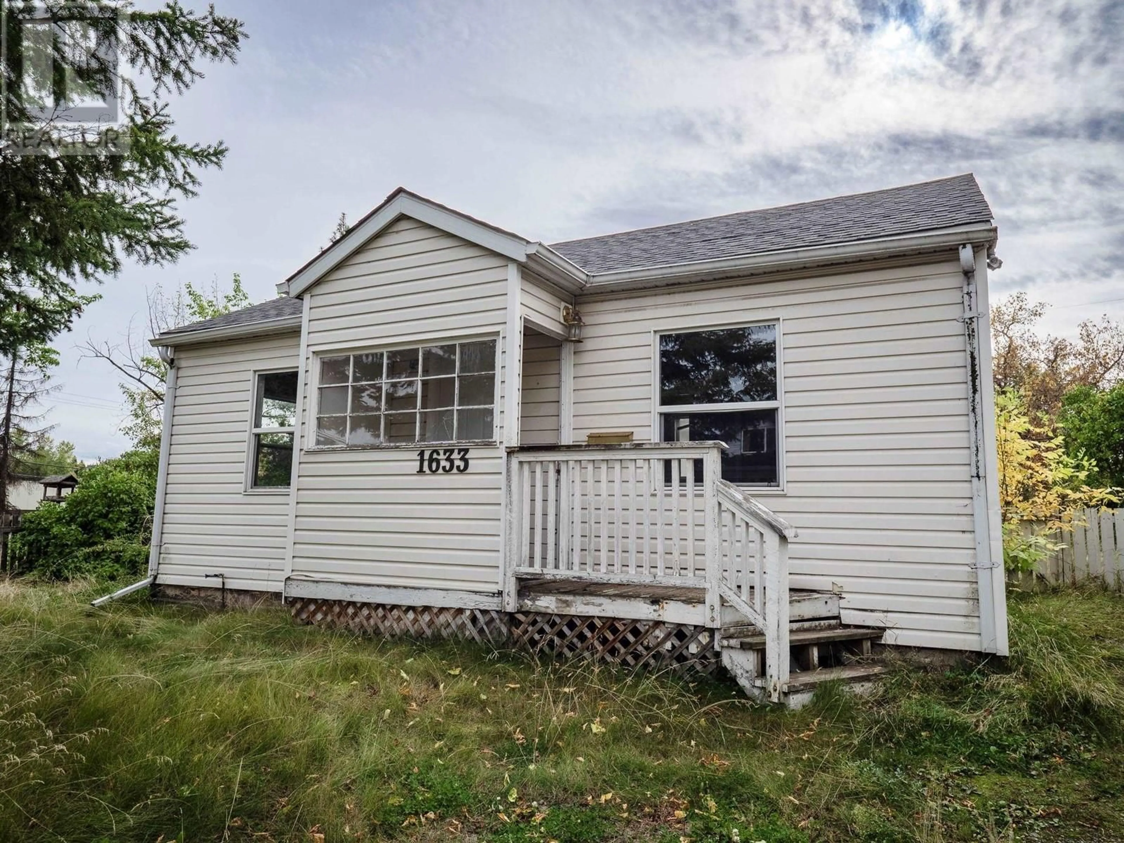 Frontside or backside of a home, cottage for 1633 10TH AVENUE, Prince George British Columbia V2L3S5