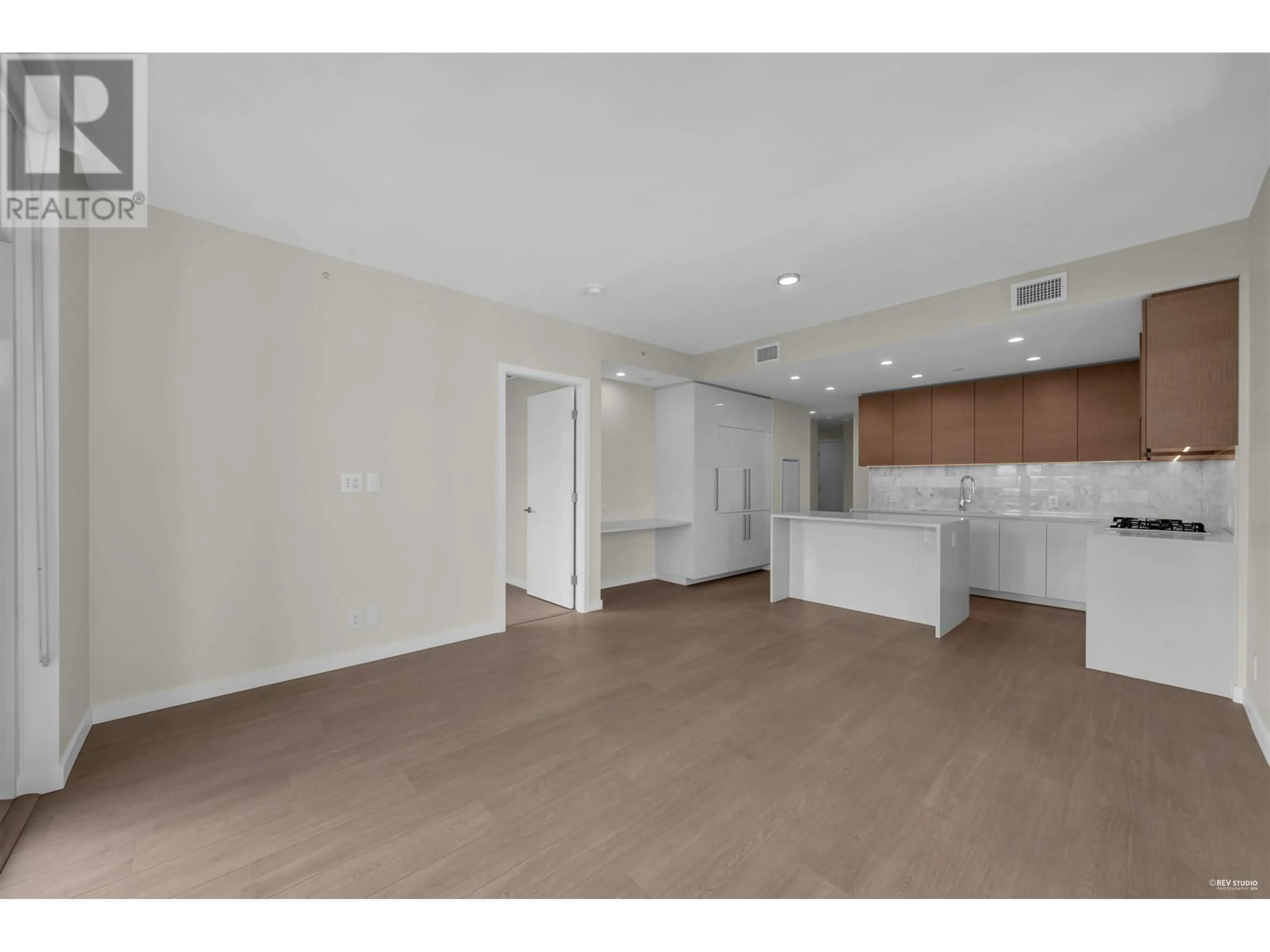 A pic of a room for 2308 - 2186 GILMORE AVENUE, Burnaby British Columbia V5C0N7