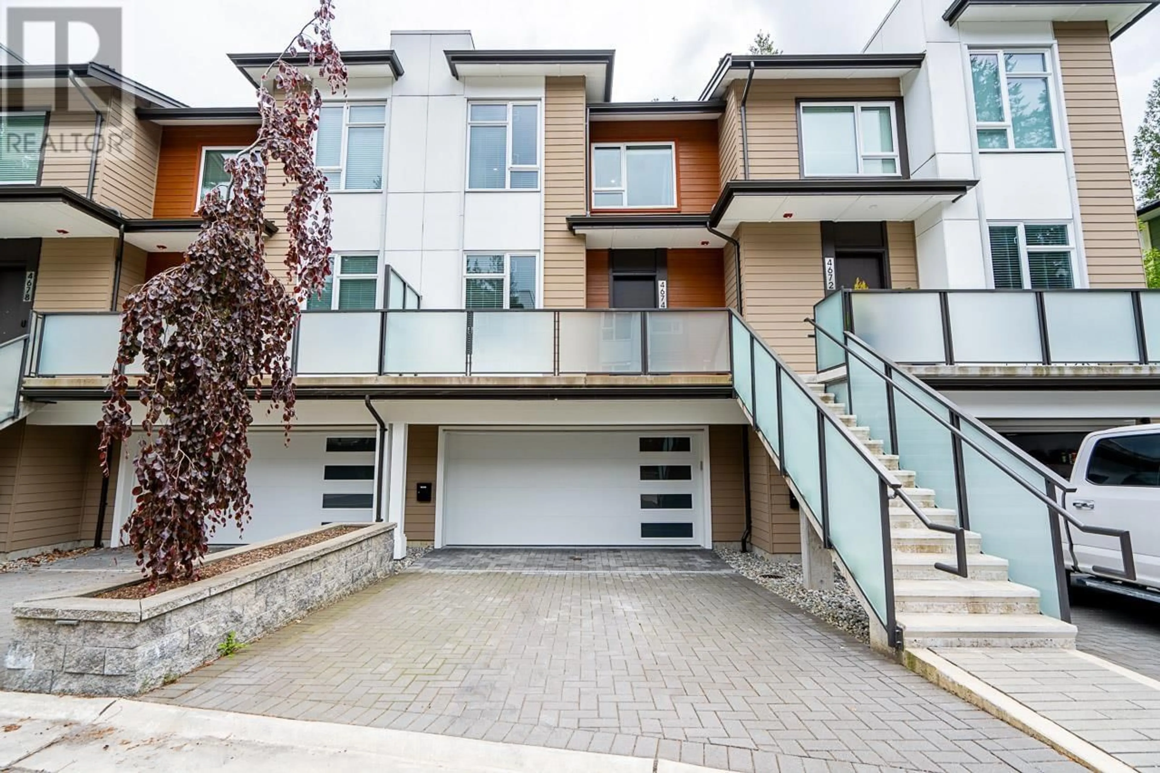 A pic from exterior of the house or condo, the street view for 4674 CAPILANO ROAD, North Vancouver British Columbia V7R4K3