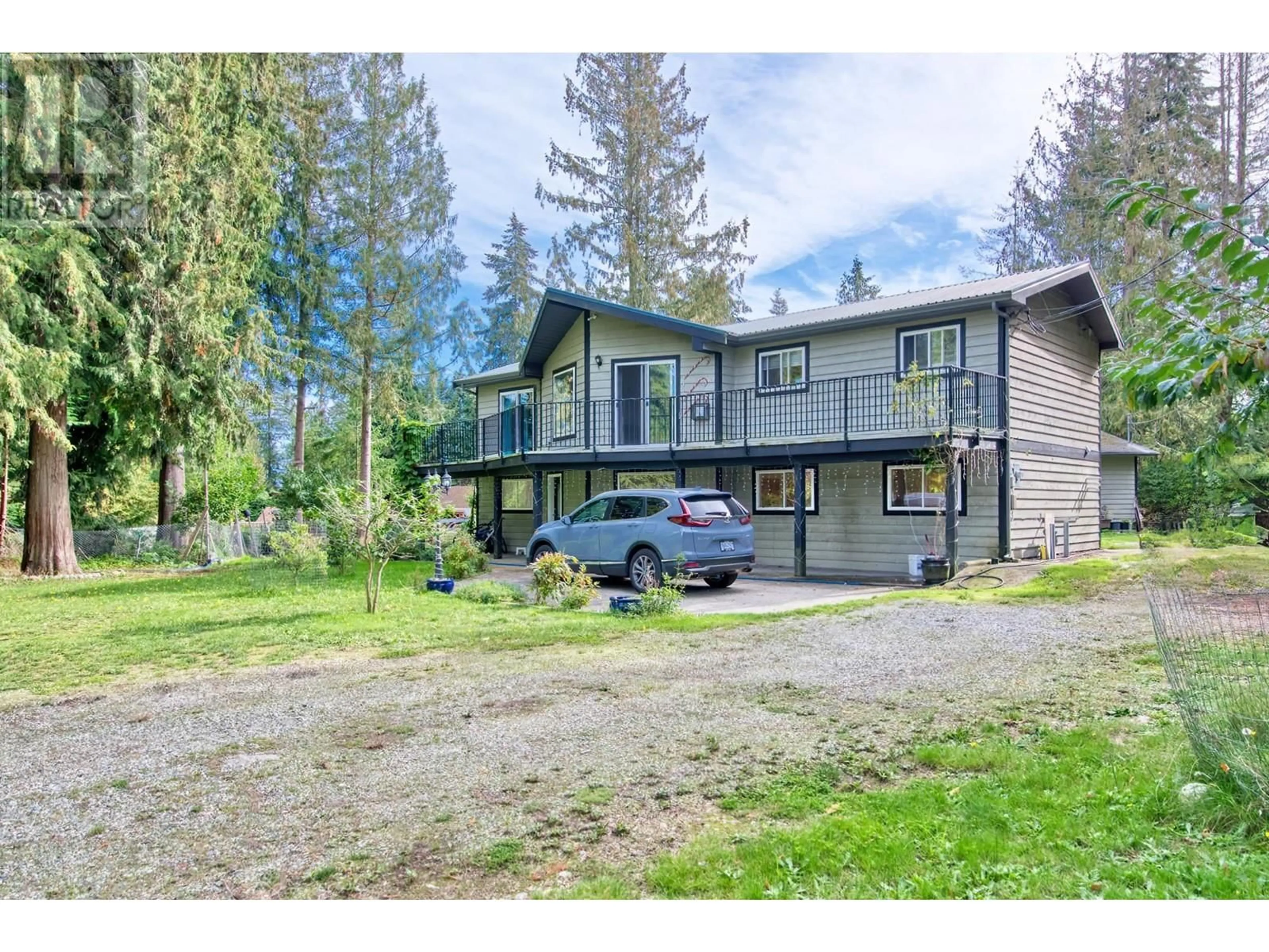 Frontside or backside of a home, cottage for 7717 FAWN ROAD, Halfmoon Bay British Columbia V7Z1C4