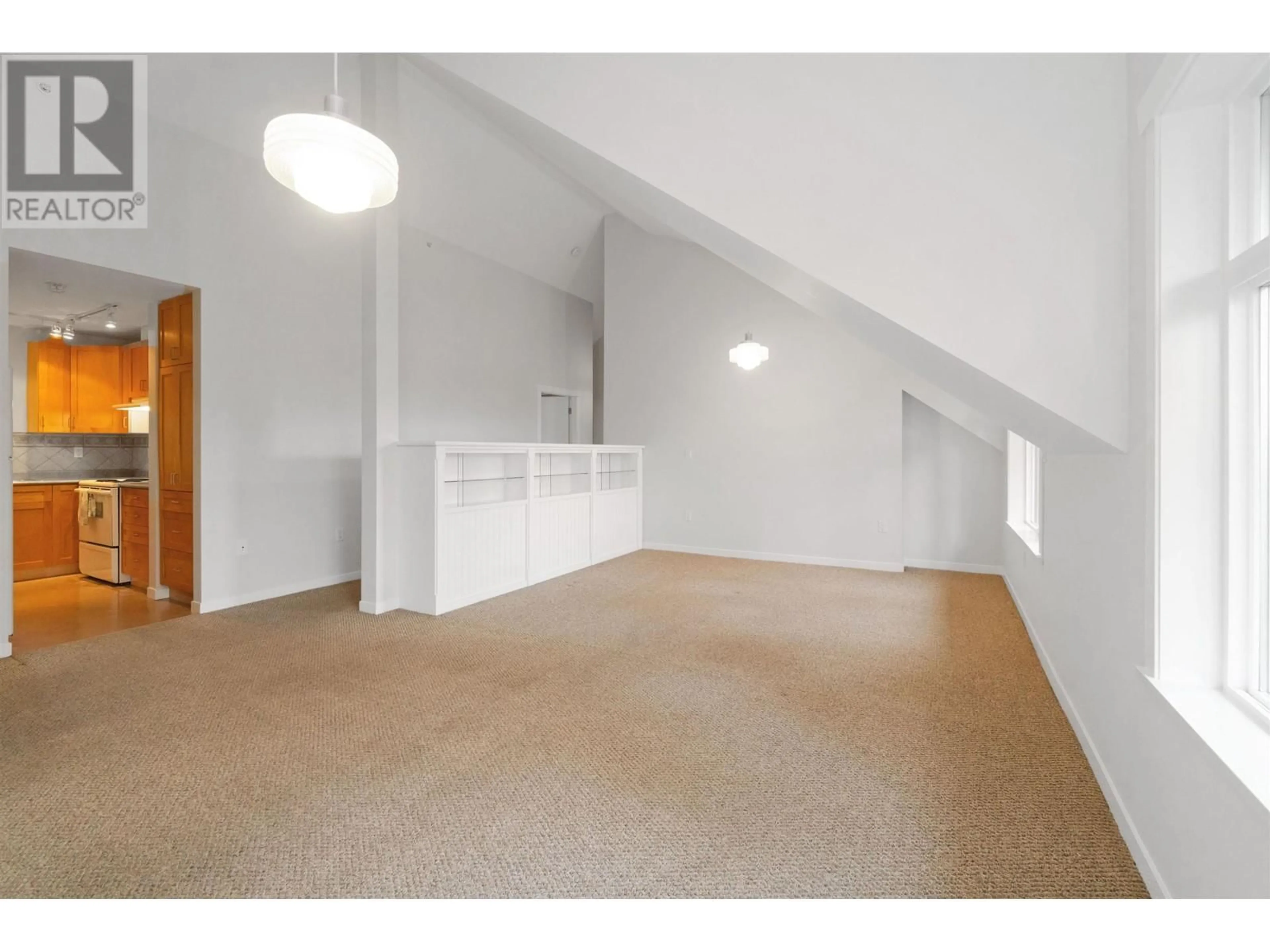 Other indoor space, not visible floor for 401 4272 ALBERT STREET, Burnaby British Columbia V5C2E8