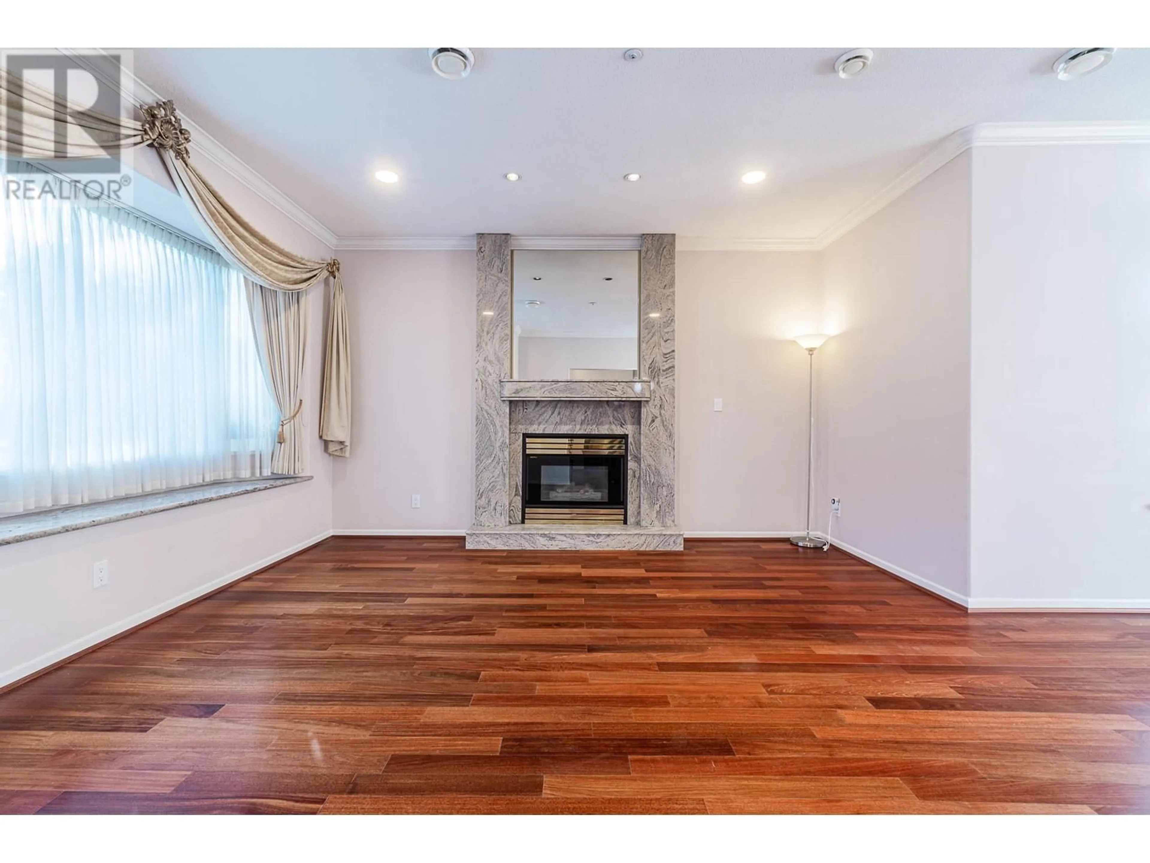 Living room, wood floors for 4255 W 15TH AVENUE, Vancouver British Columbia V6R3A7