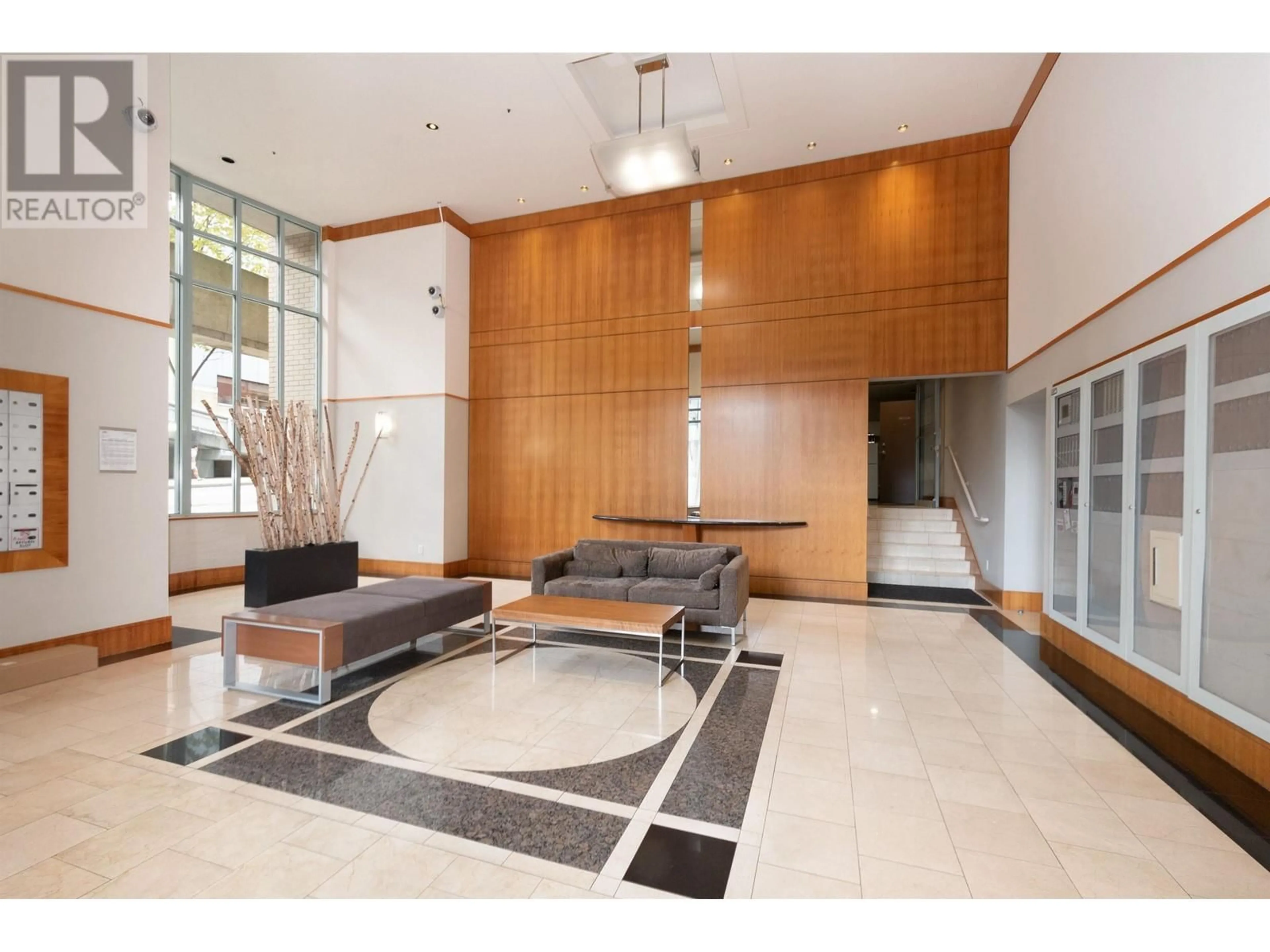 Indoor lobby, wood floors for 1505 930 CAMBIE STREET, Vancouver British Columbia V6B5X6