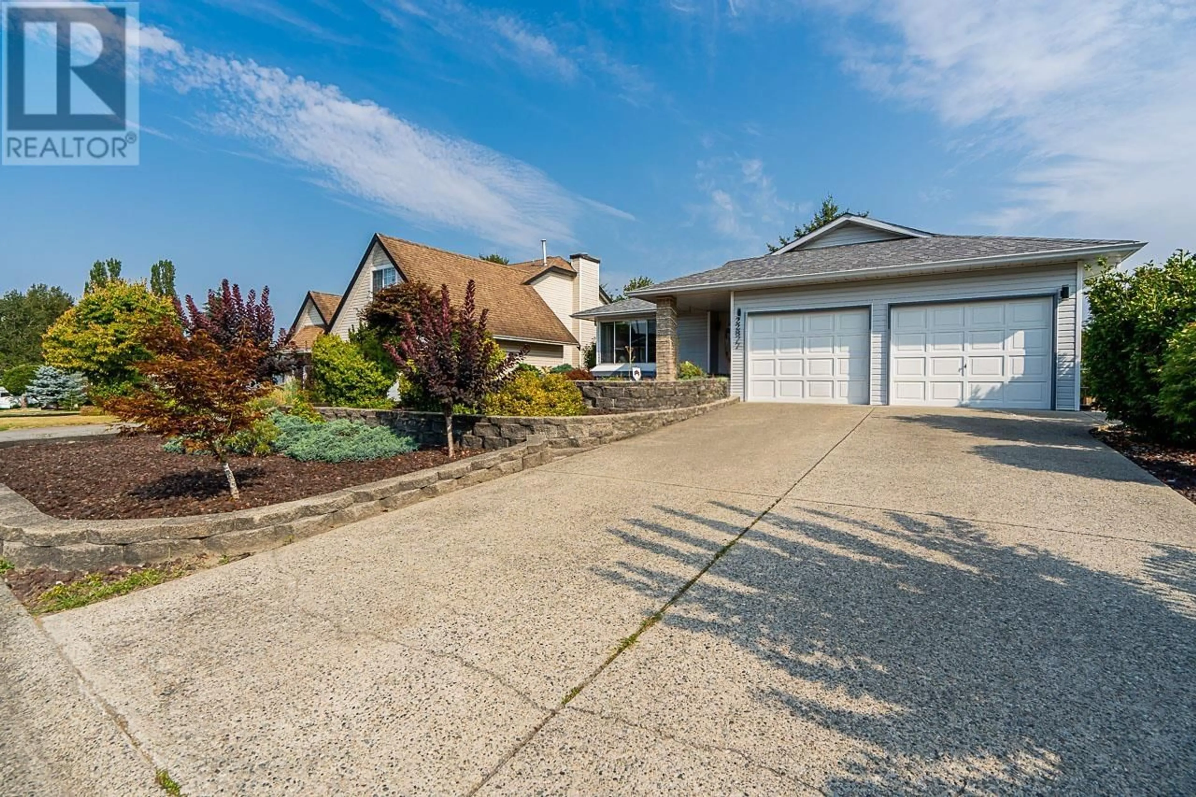 Frontside or backside of a home, the street view for 22877 125A AVENUE, Maple Ridge British Columbia V2X0N3