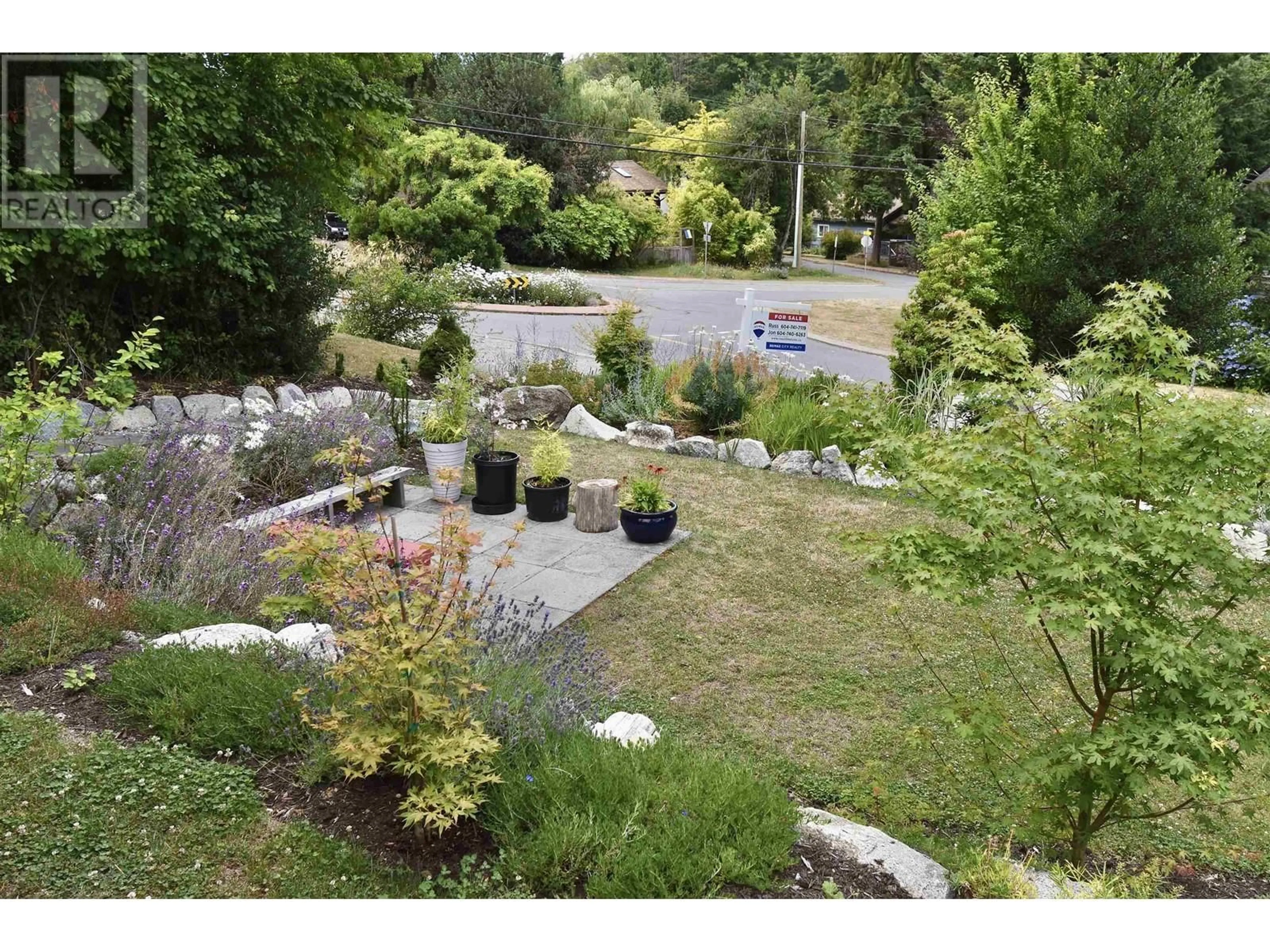 Patio, the fenced backyard for 350 HEADLANDS ROAD, Gibsons British Columbia V0N1V8