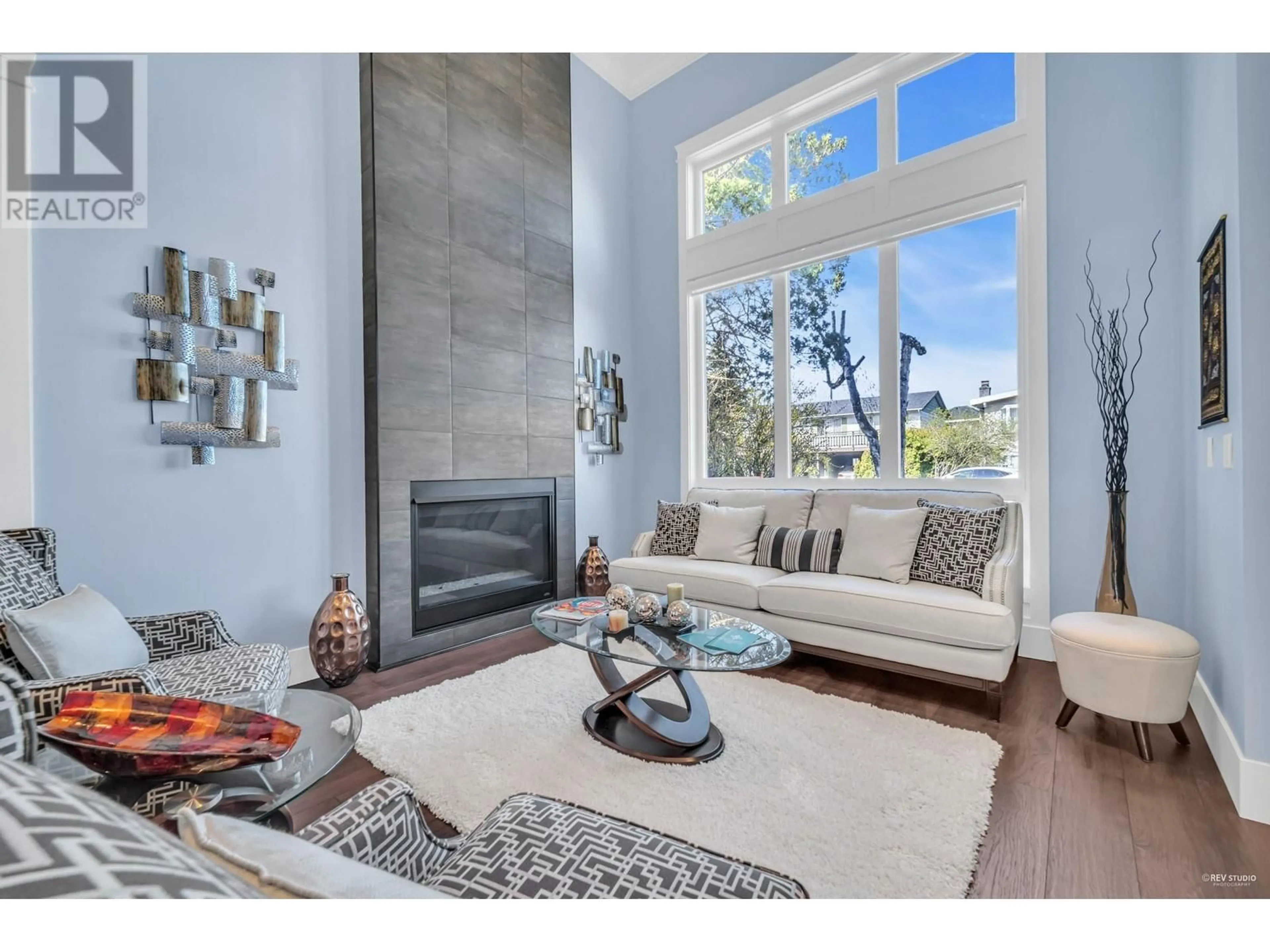 Living room, wood floors for 6200 SPENDER DRIVE, Richmond British Columbia V7E4C2