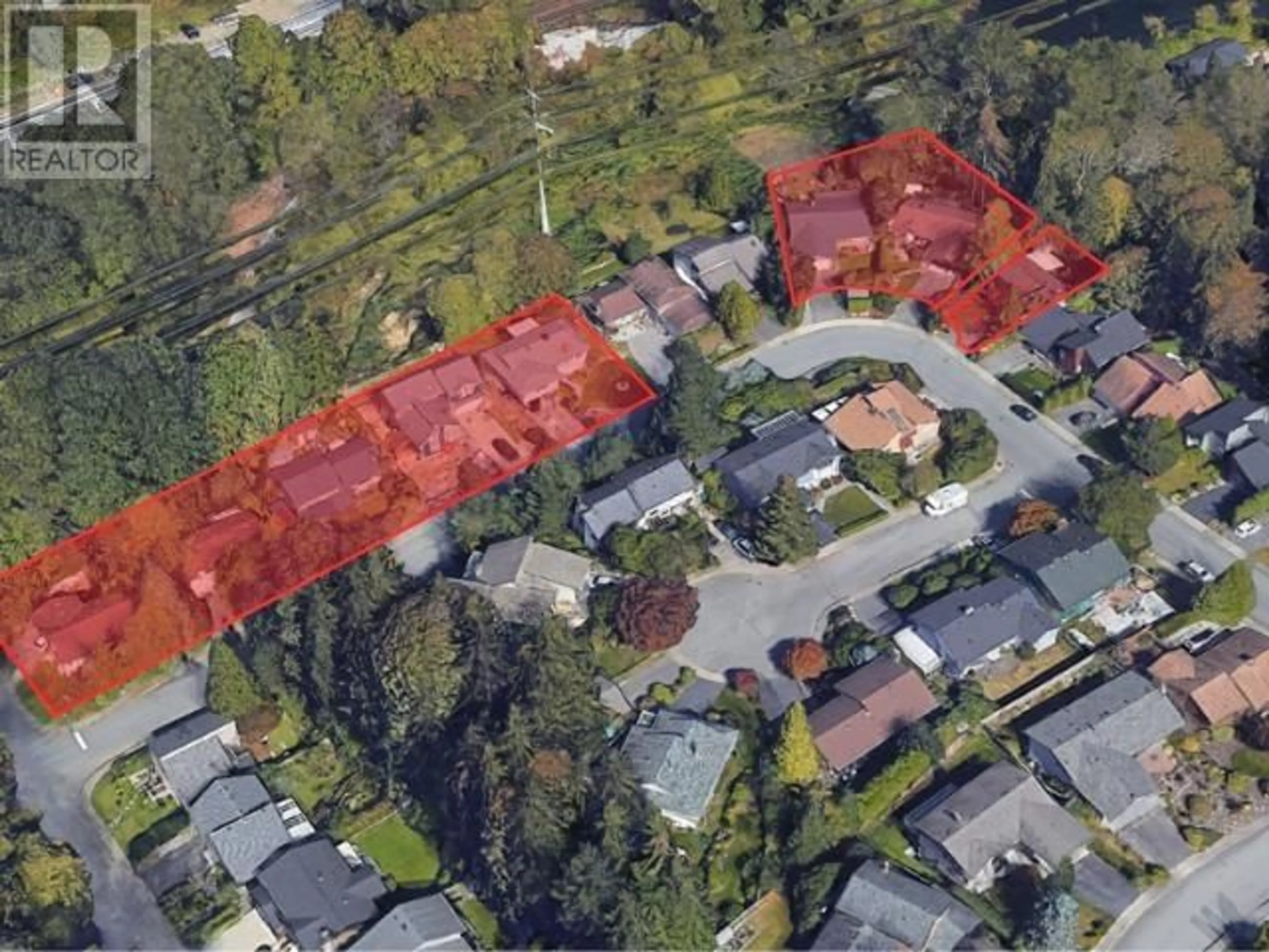 A pic from outside/outdoor area/front of a property/back of a property/a pic from drone, street for 3213 PIER DR DRIVE, Coquitlam British Columbia V3C4M4