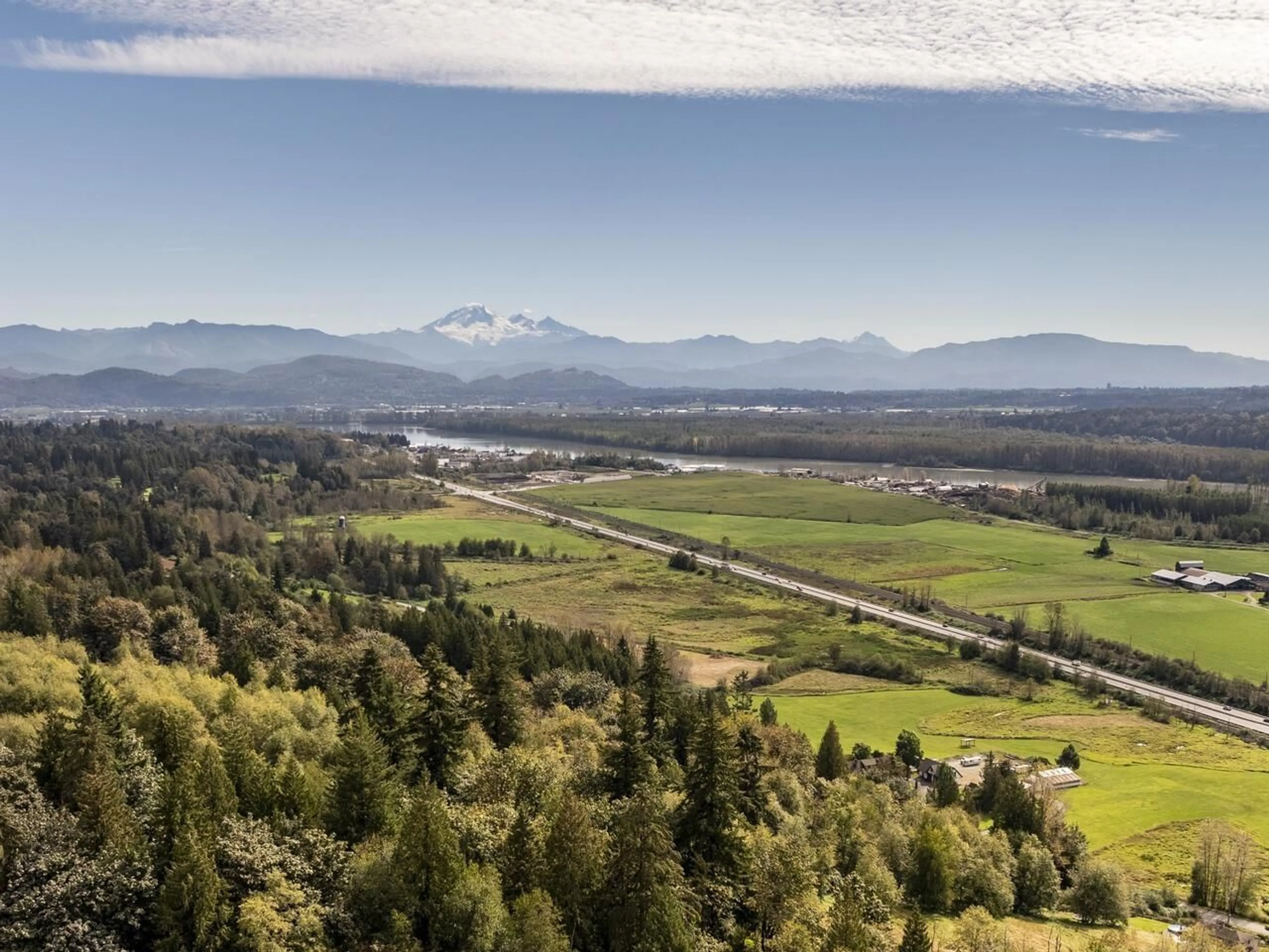 A pic from outside/outdoor area/front of a property/back of a property/a pic from drone, mountain view for 30362 GUNN, Mission British Columbia V4S1H2