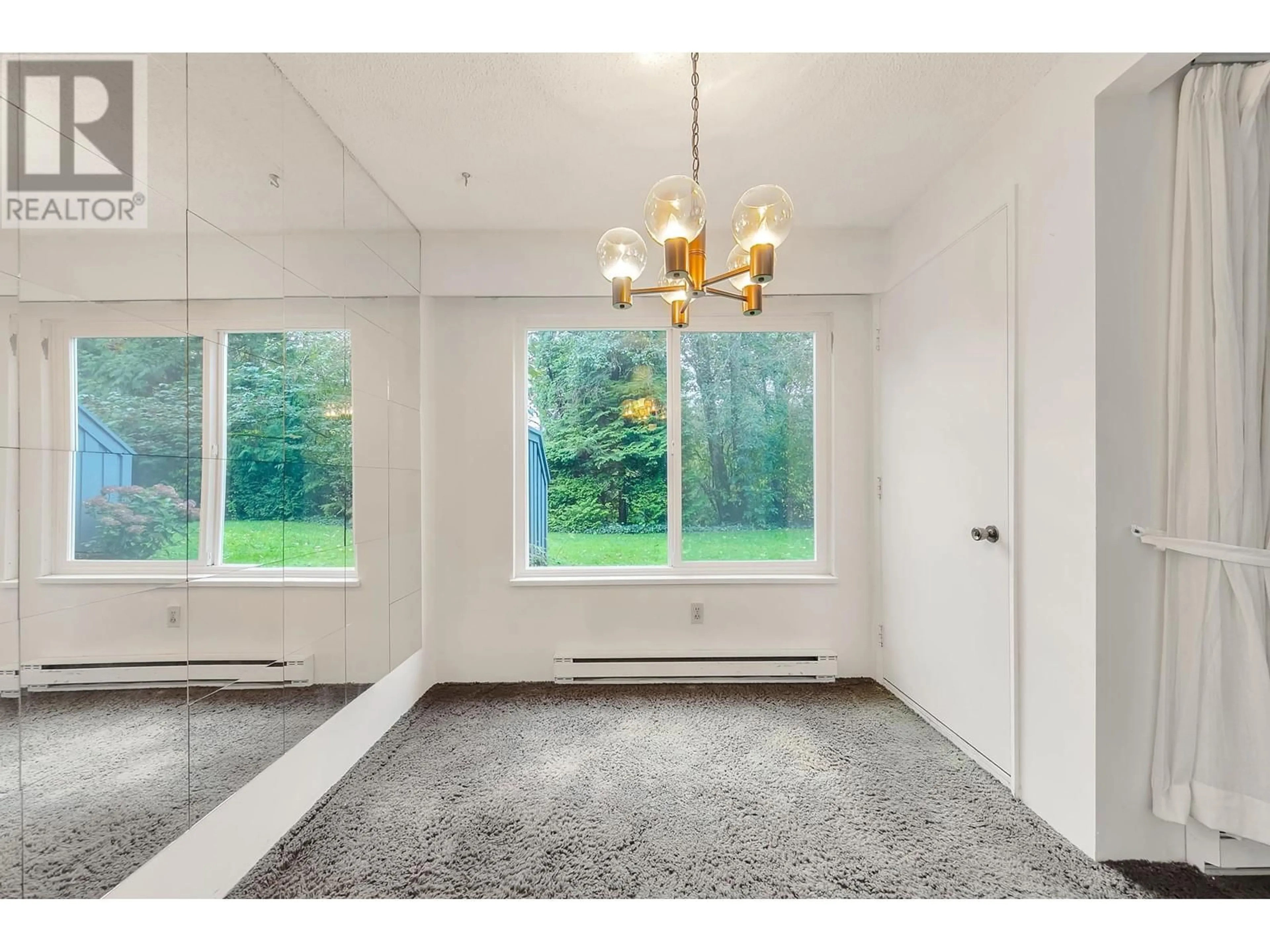 Other indoor space, wood floors for 8242 ROSSWOOD PLACE, Burnaby British Columbia V5A3V5