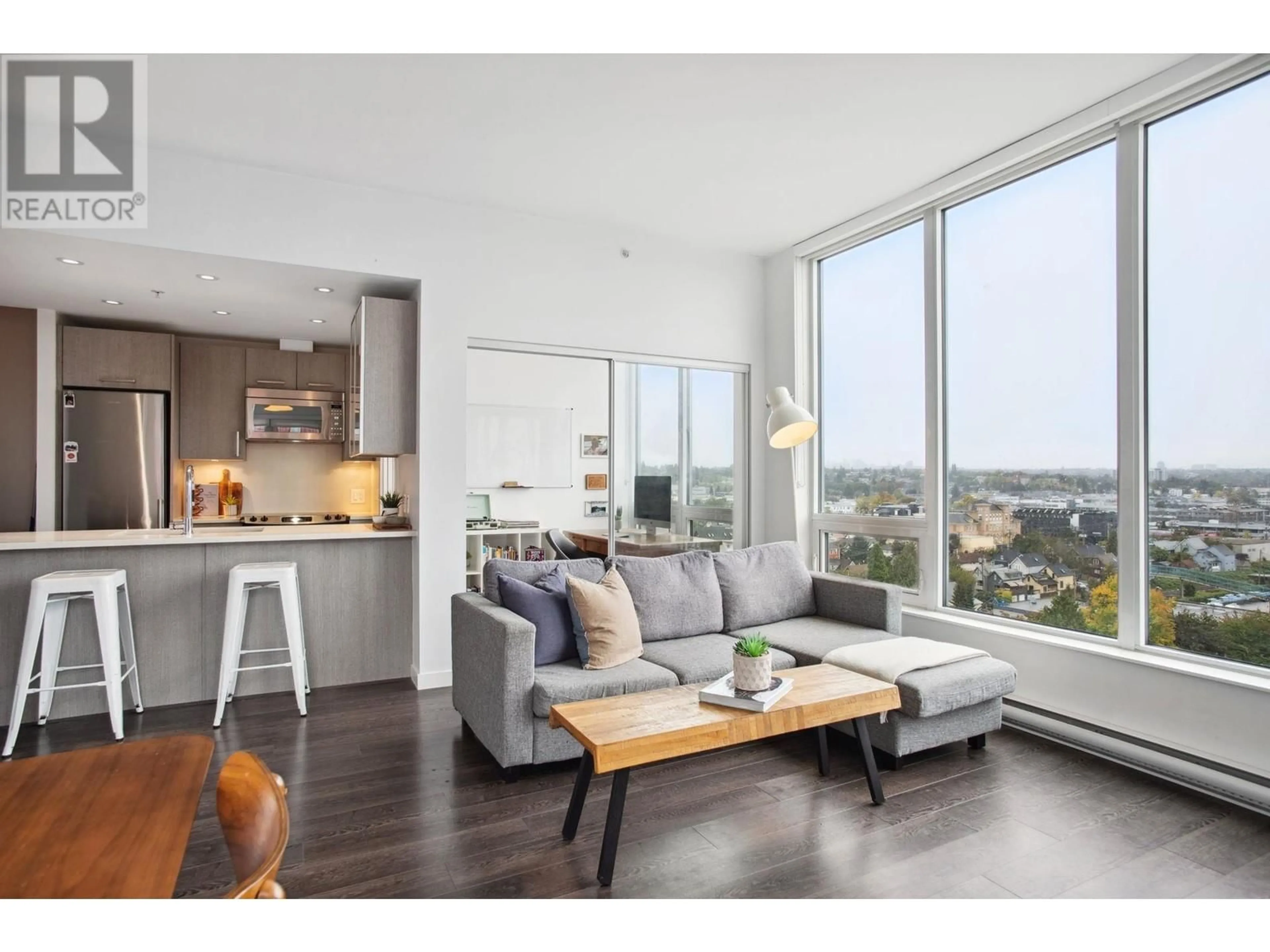 Open concept kitchen for PH4 955 E HASTINGS STREET, Vancouver British Columbia V6A0G8