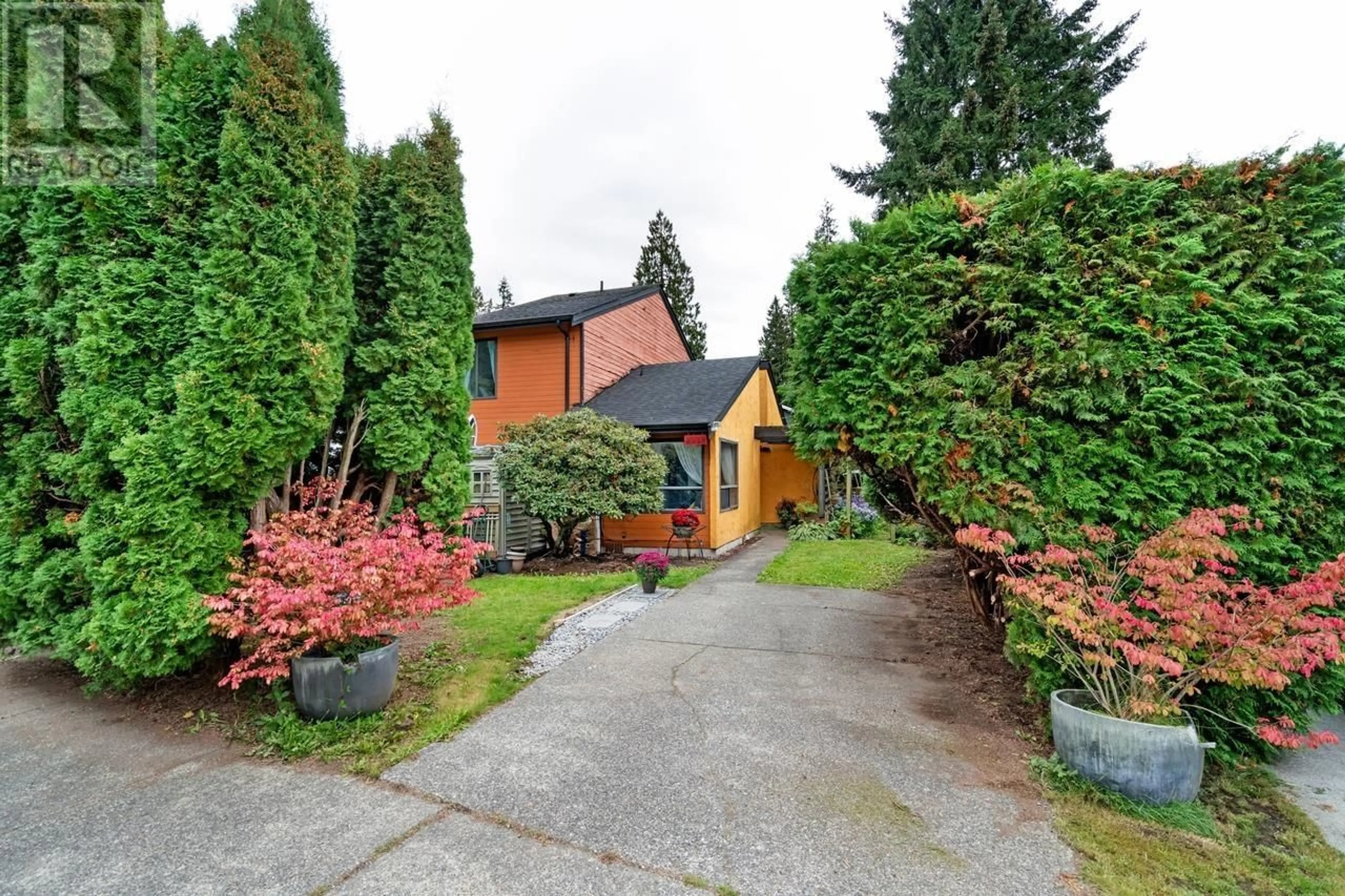 A pic from exterior of the house or condo, cottage for 2532 BURIAN DRIVE, Coquitlam British Columbia V3K5W9