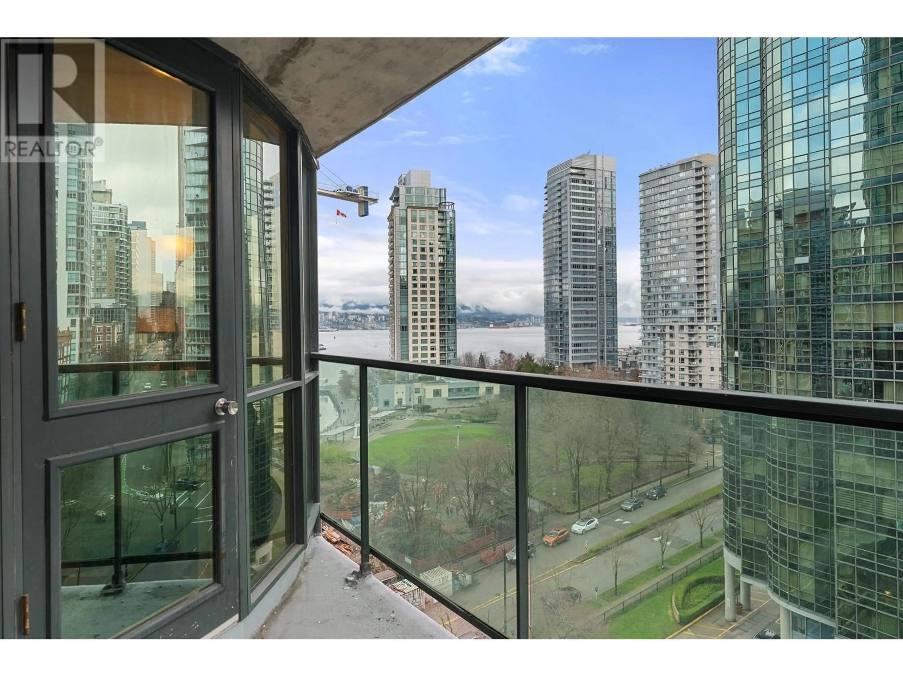 A pic from exterior of the house or condo, the view of city buildings for 1006 588 BROUGHTON STREET, Vancouver British Columbia V6G3E3